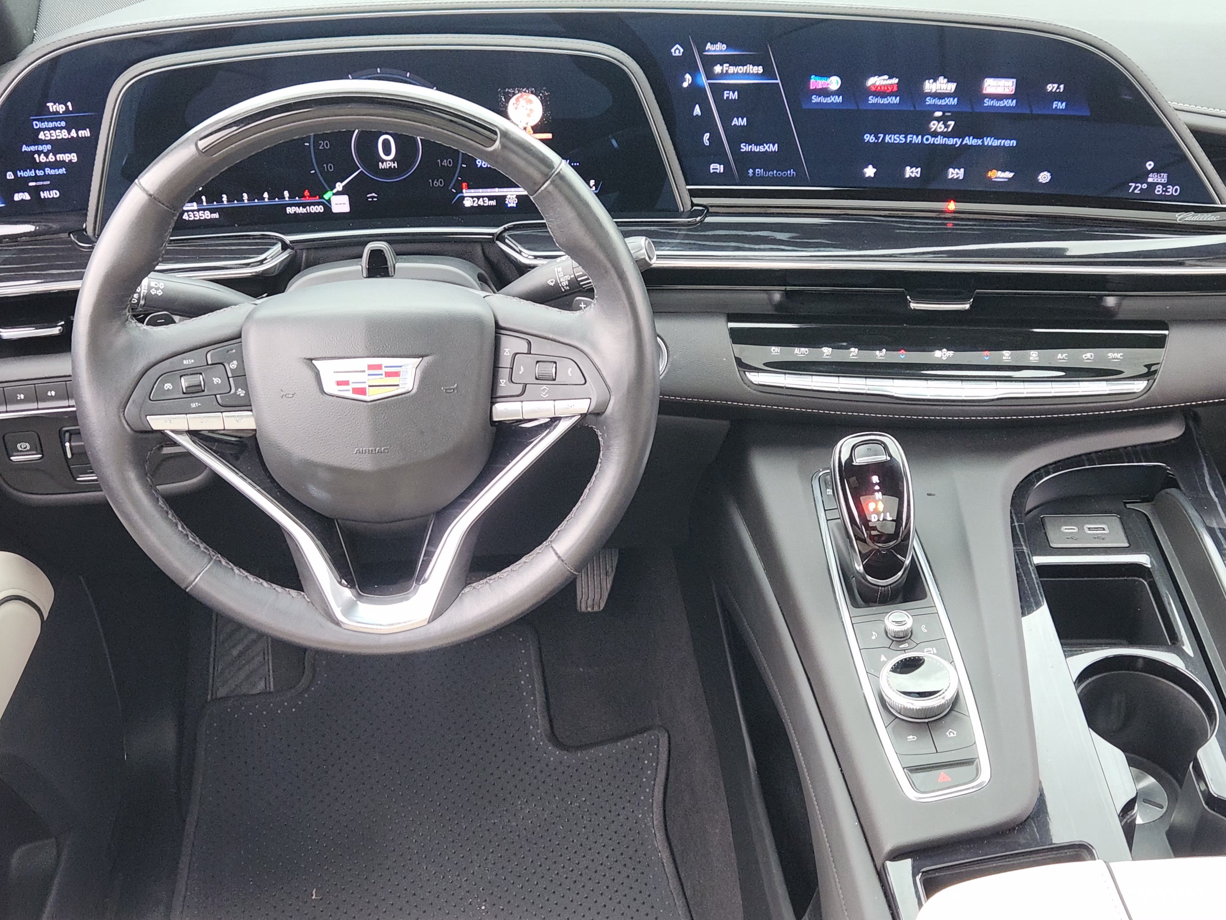 2024 Cadillac Escalade Sport
