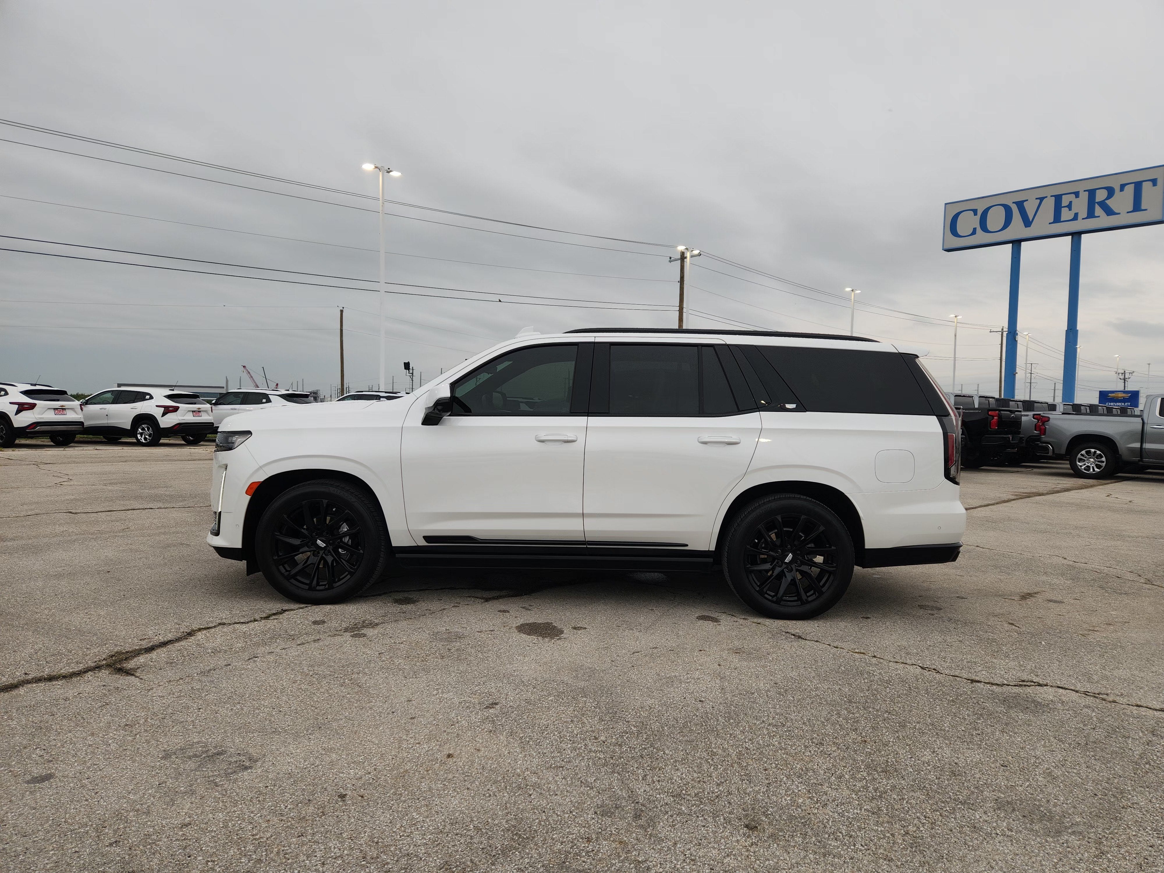 2024 Cadillac Escalade Sport