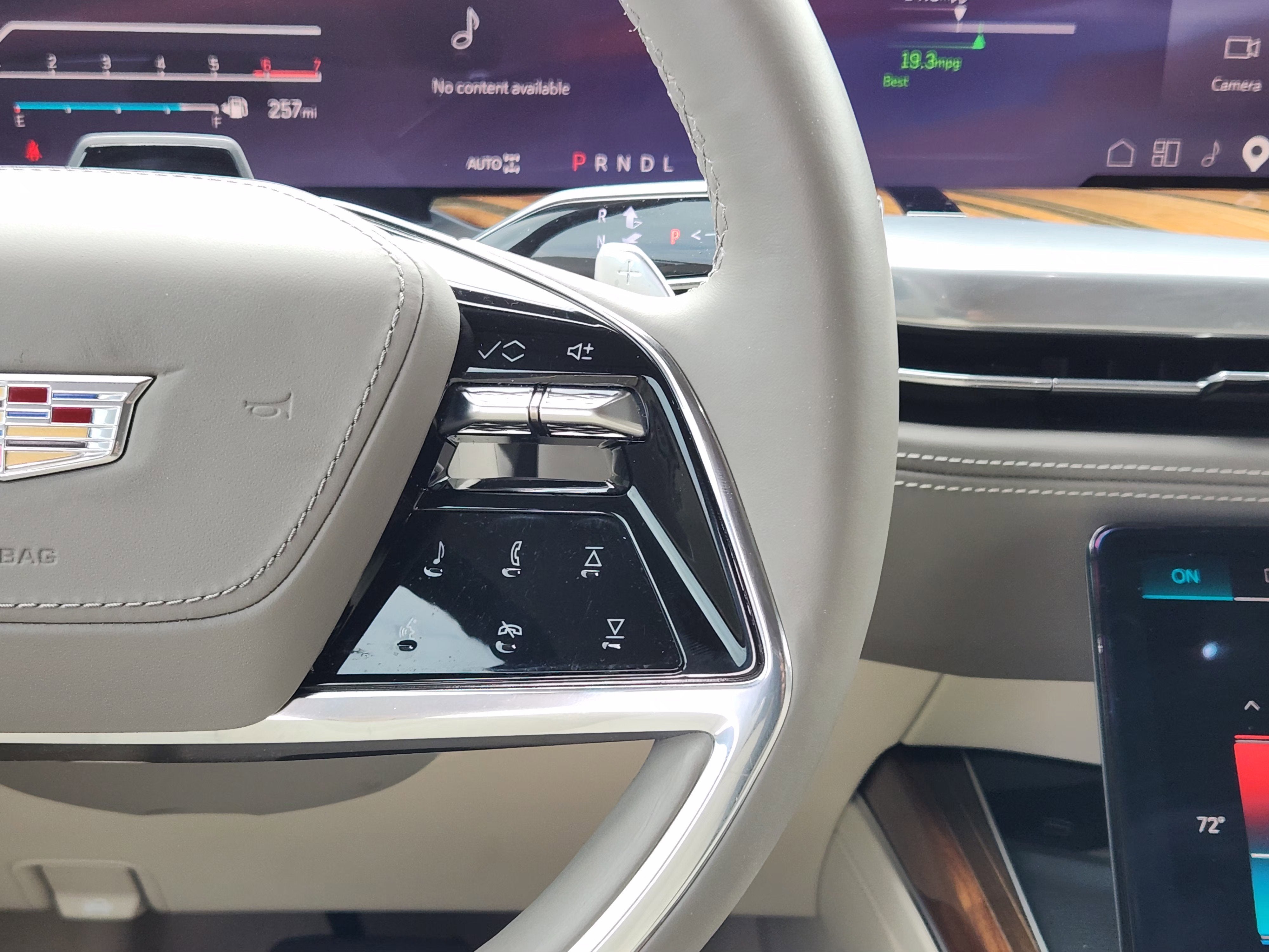 2025 Cadillac Escalade Sport Platinum