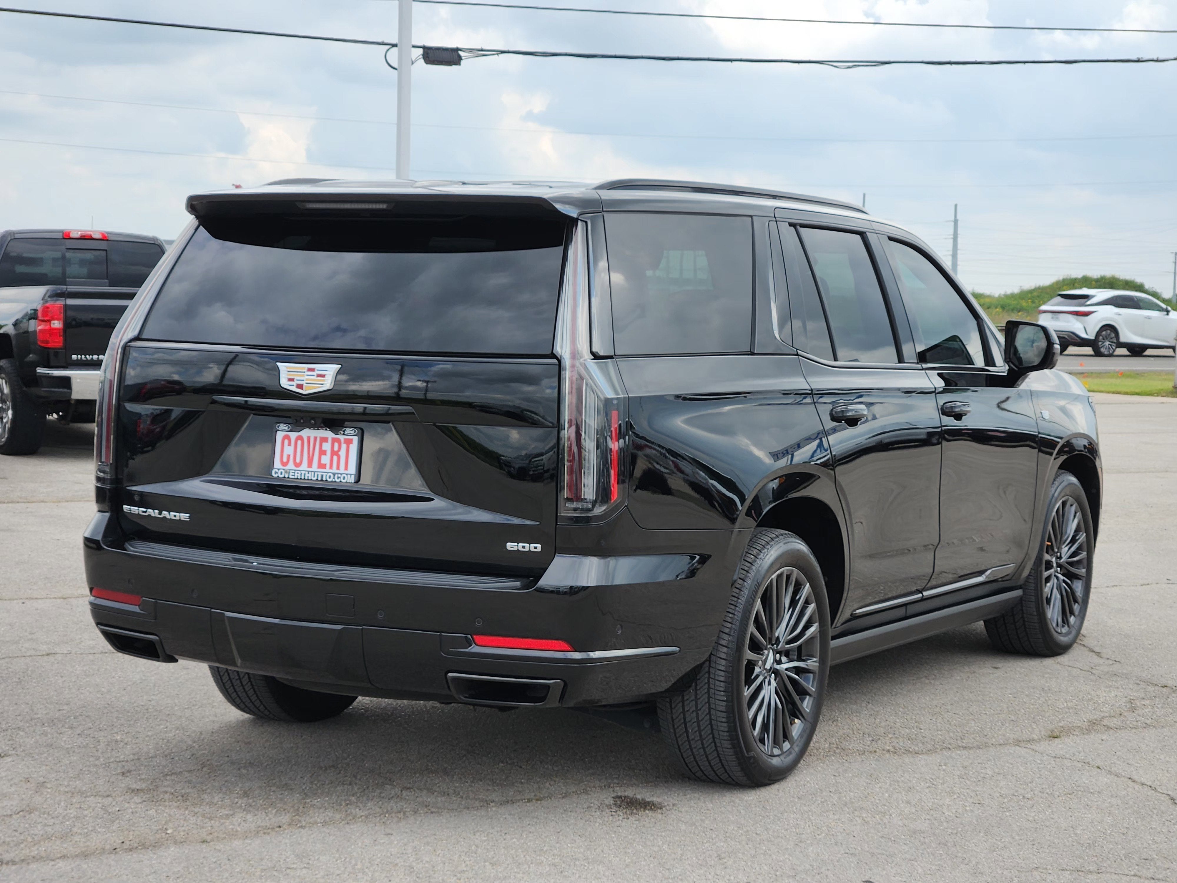 2025 Cadillac Escalade Sport Platinum