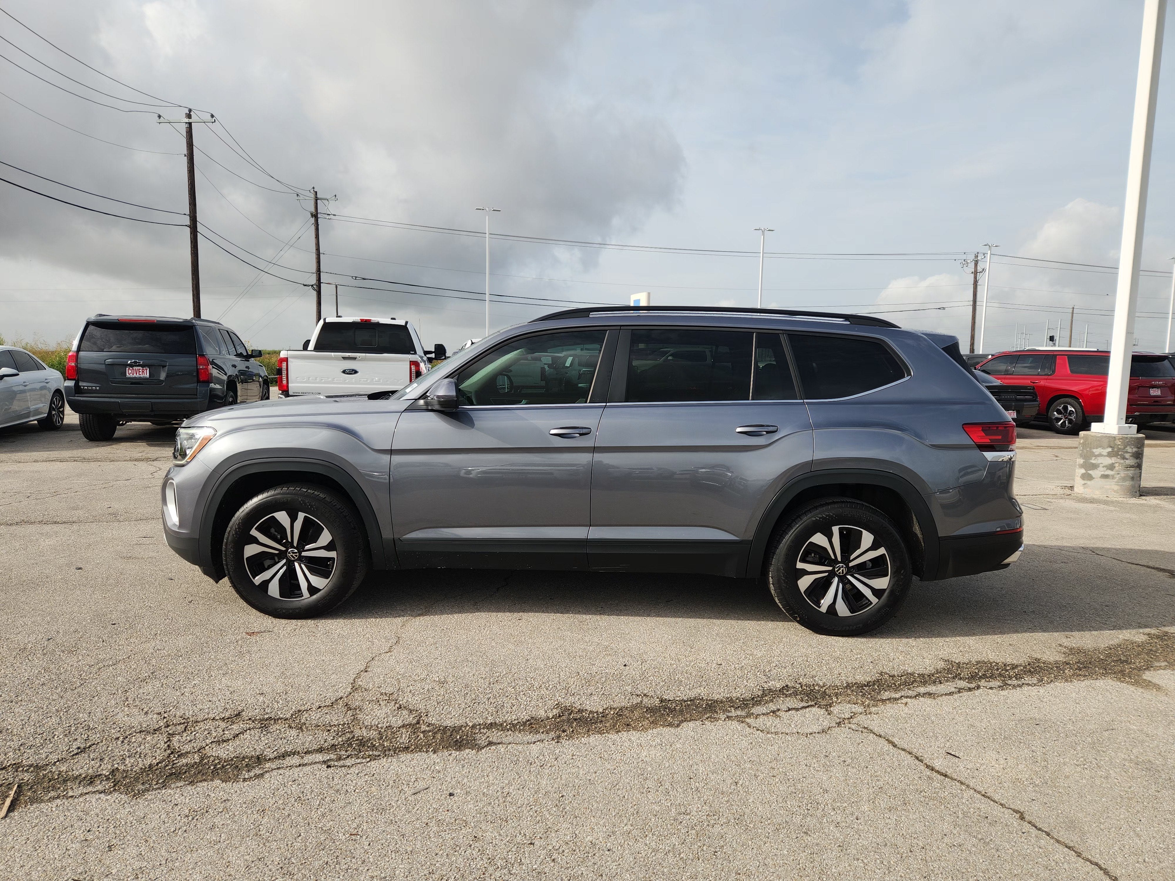 2025 Volkswagen Atlas 2.0T SE