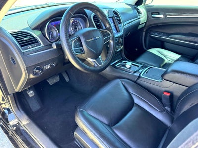 2020 Chrysler 300 Touring L