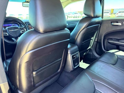 2020 Chrysler 300 Touring L