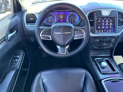 2020 Chrysler 300 Touring L