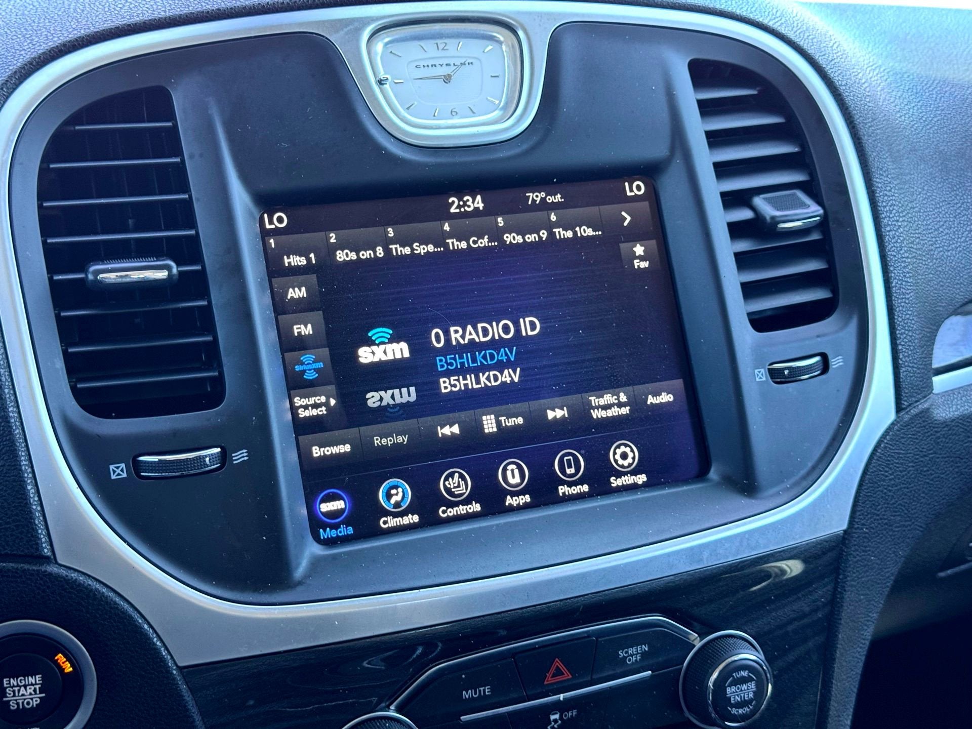 2020 Chrysler 300 Touring L