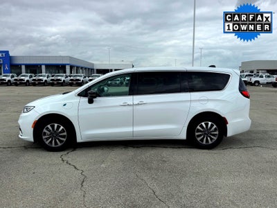 2024 Chrysler Pacifica Hybrid Select