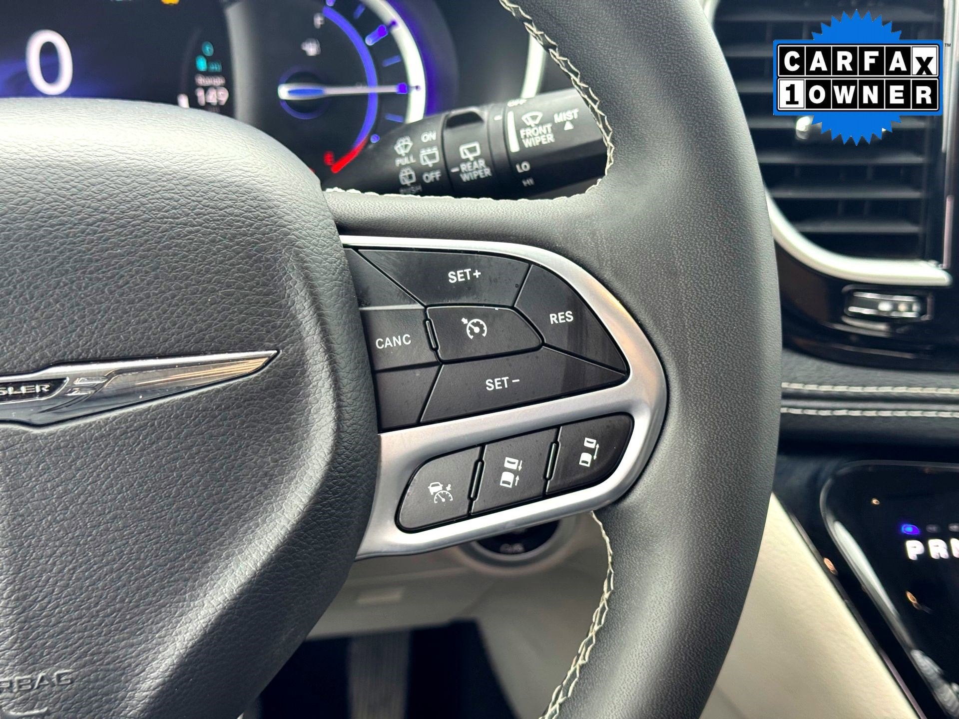 2024 Chrysler Pacifica Hybrid Select