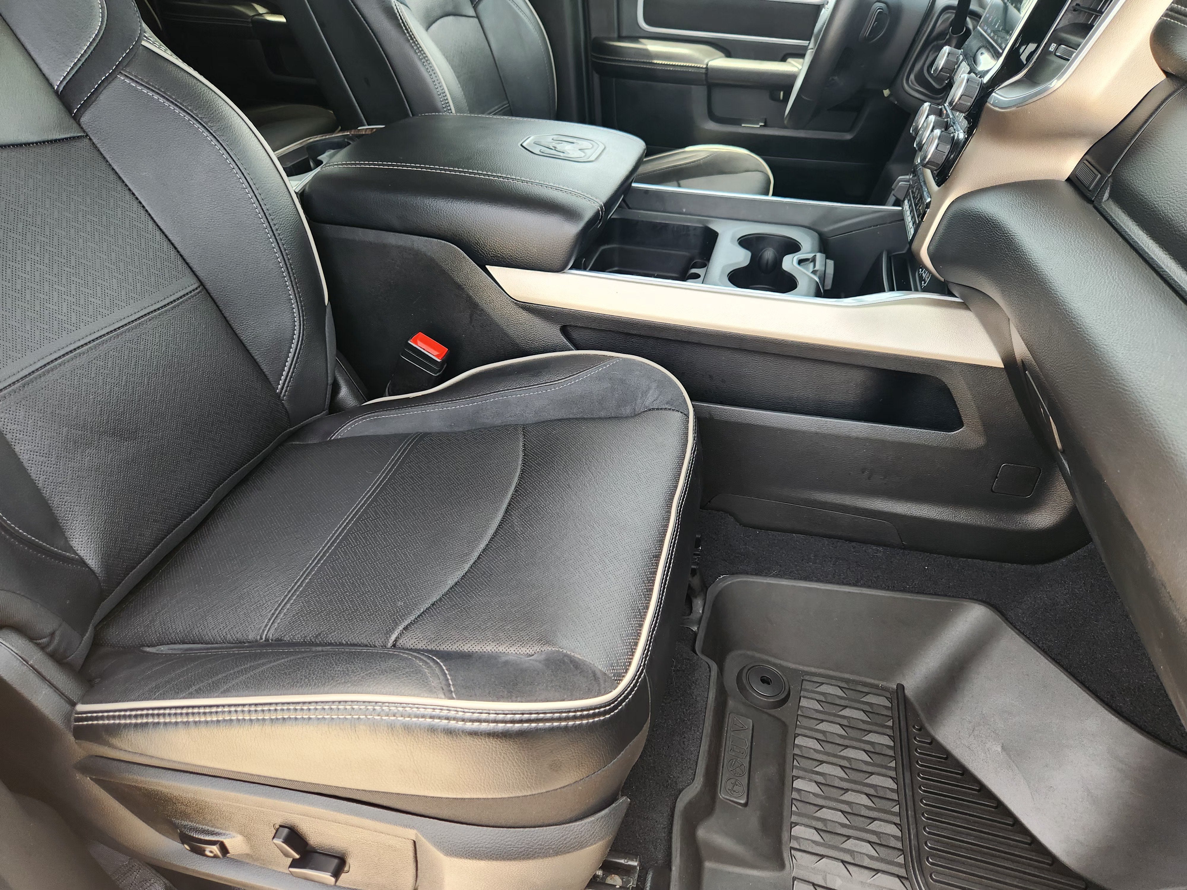 2020 RAM 3500 Laramie