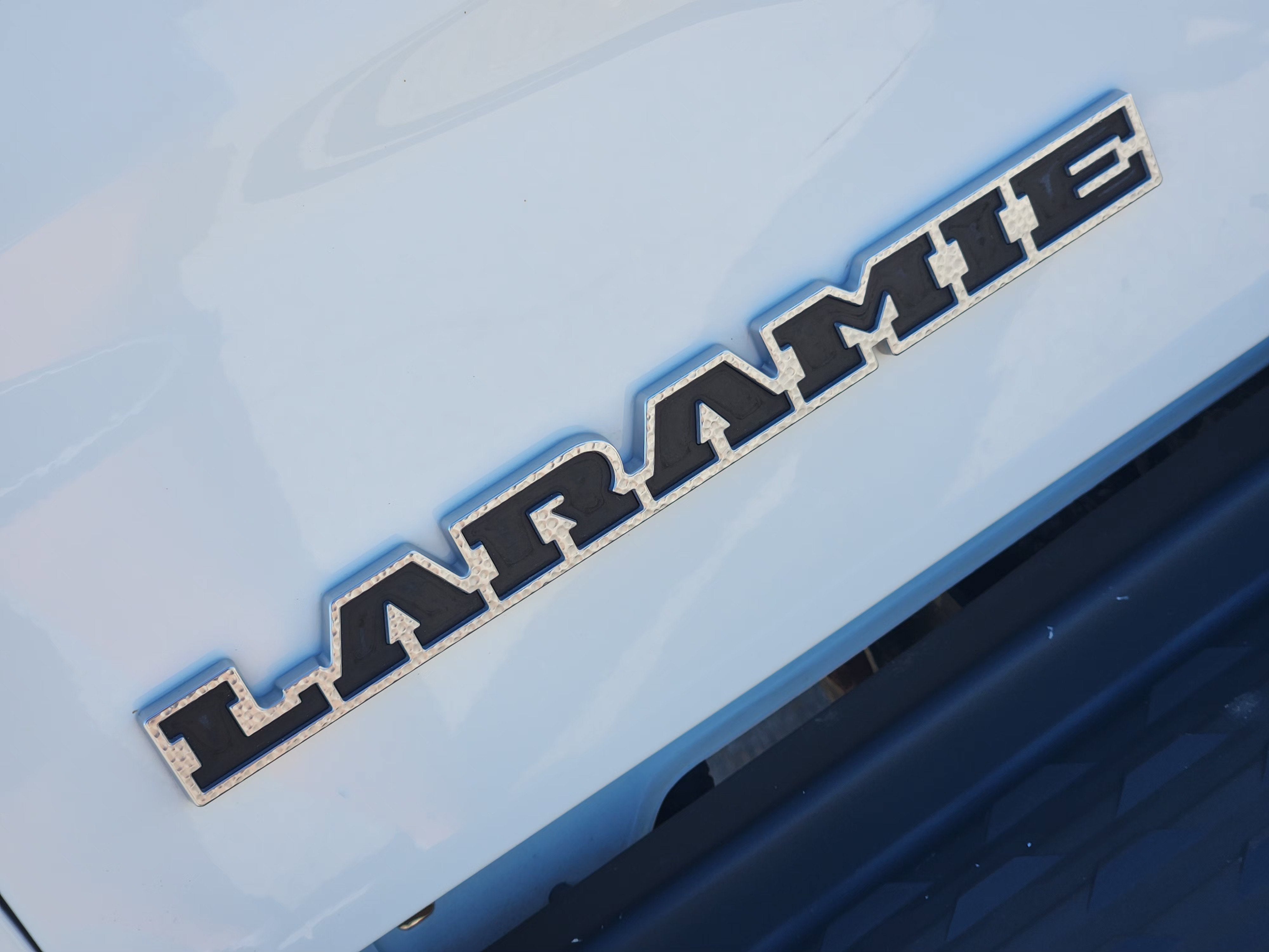 2023 RAM 2500 Laramie Crew Cab 4x4 6'4" Box