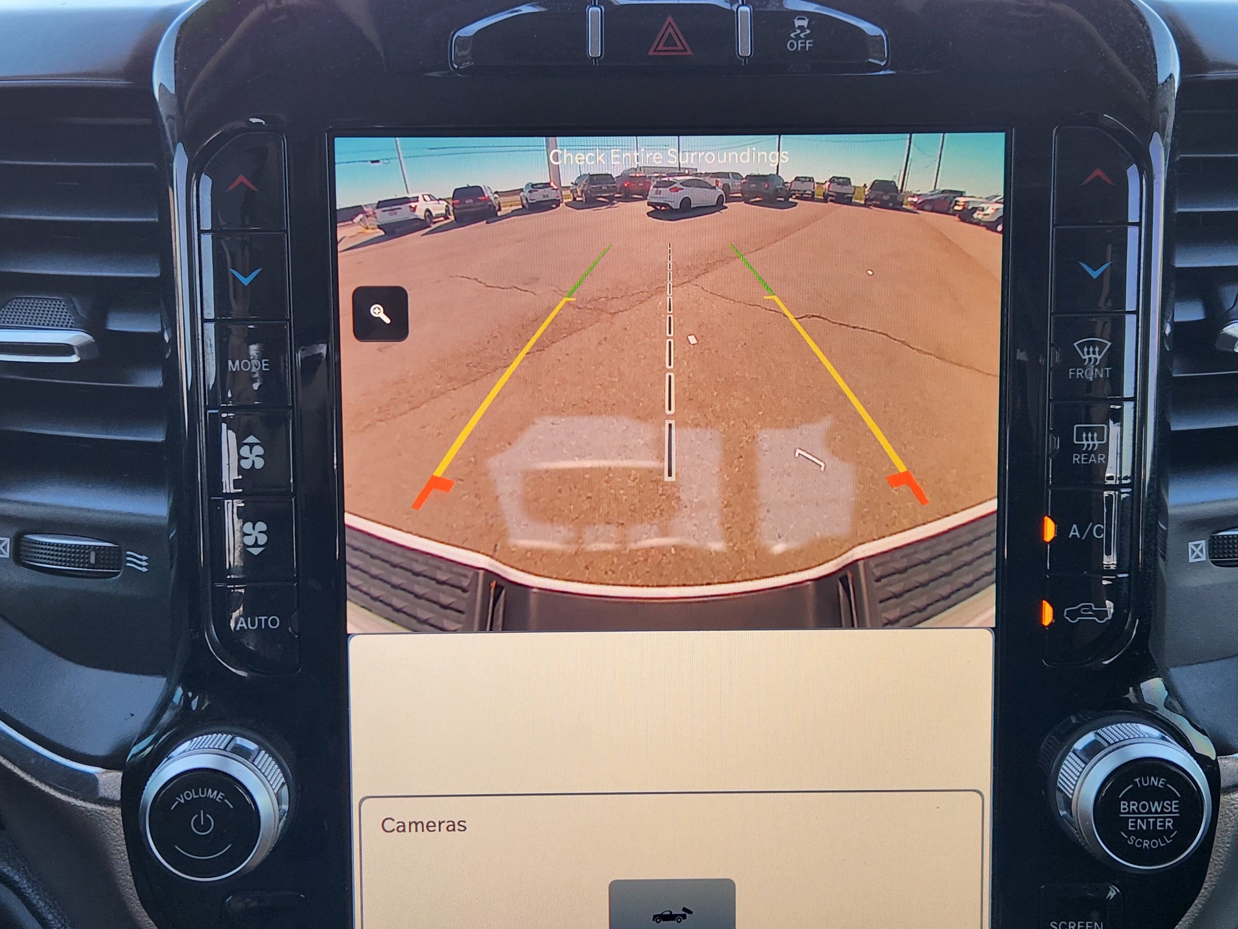 2023 RAM 2500 Laramie Crew Cab 4x4 6'4" Box