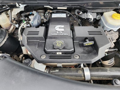 2023 RAM 2500 Laramie Crew Cab 4x4 6'4" Box