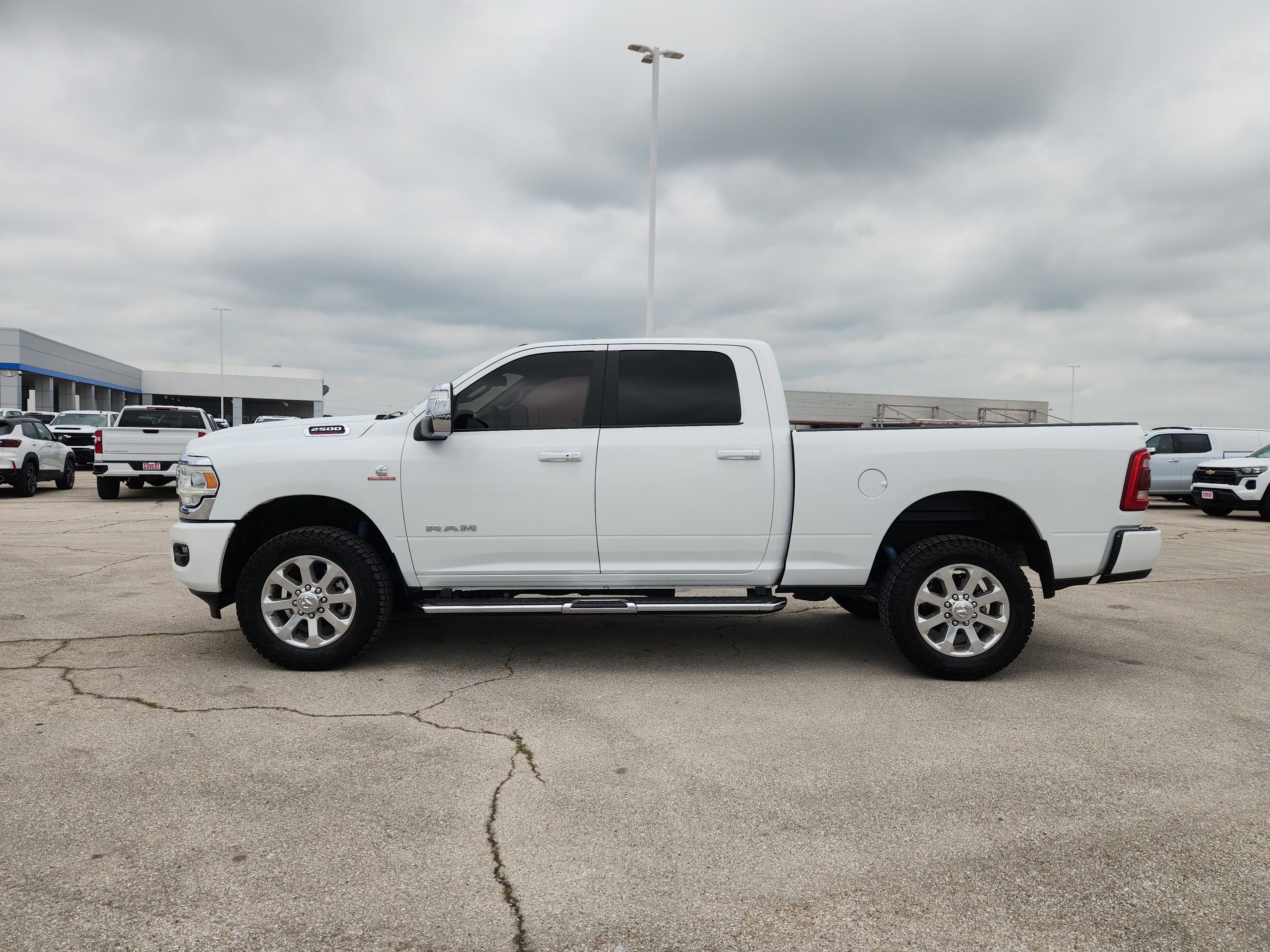 2023 RAM 2500 Laramie Crew Cab 4x4 6'4" Box
