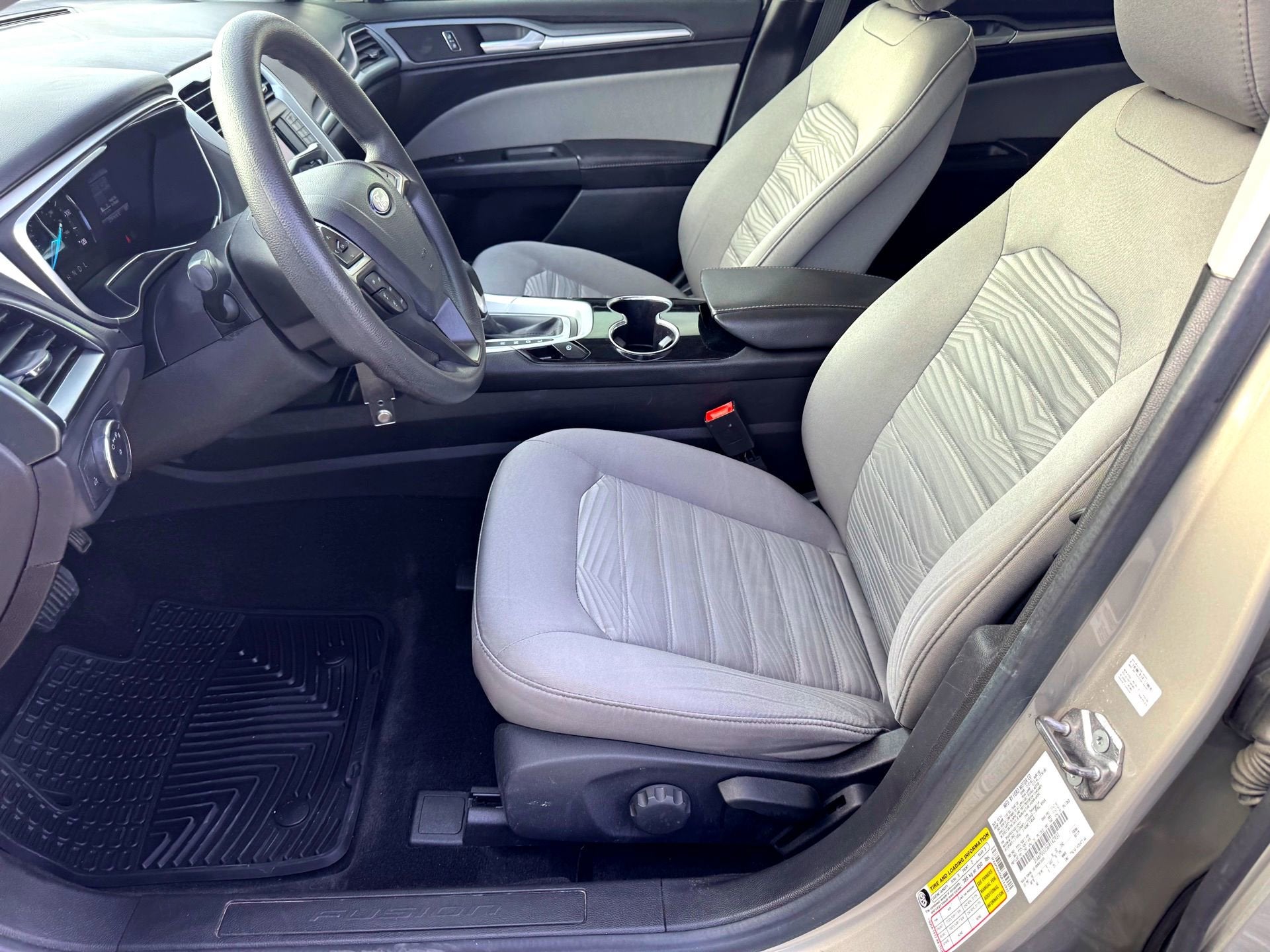 2016 Ford Fusion S Hybrid