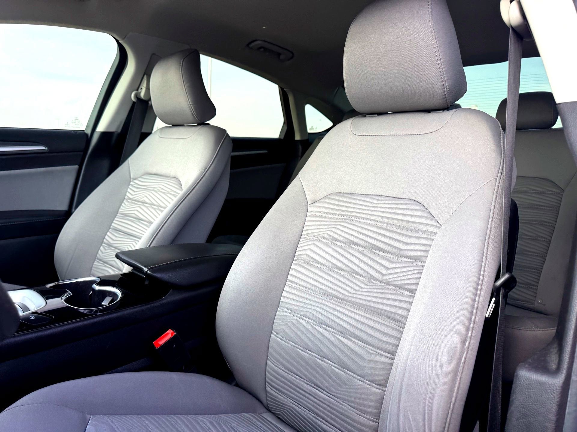 2016 Ford Fusion S Hybrid