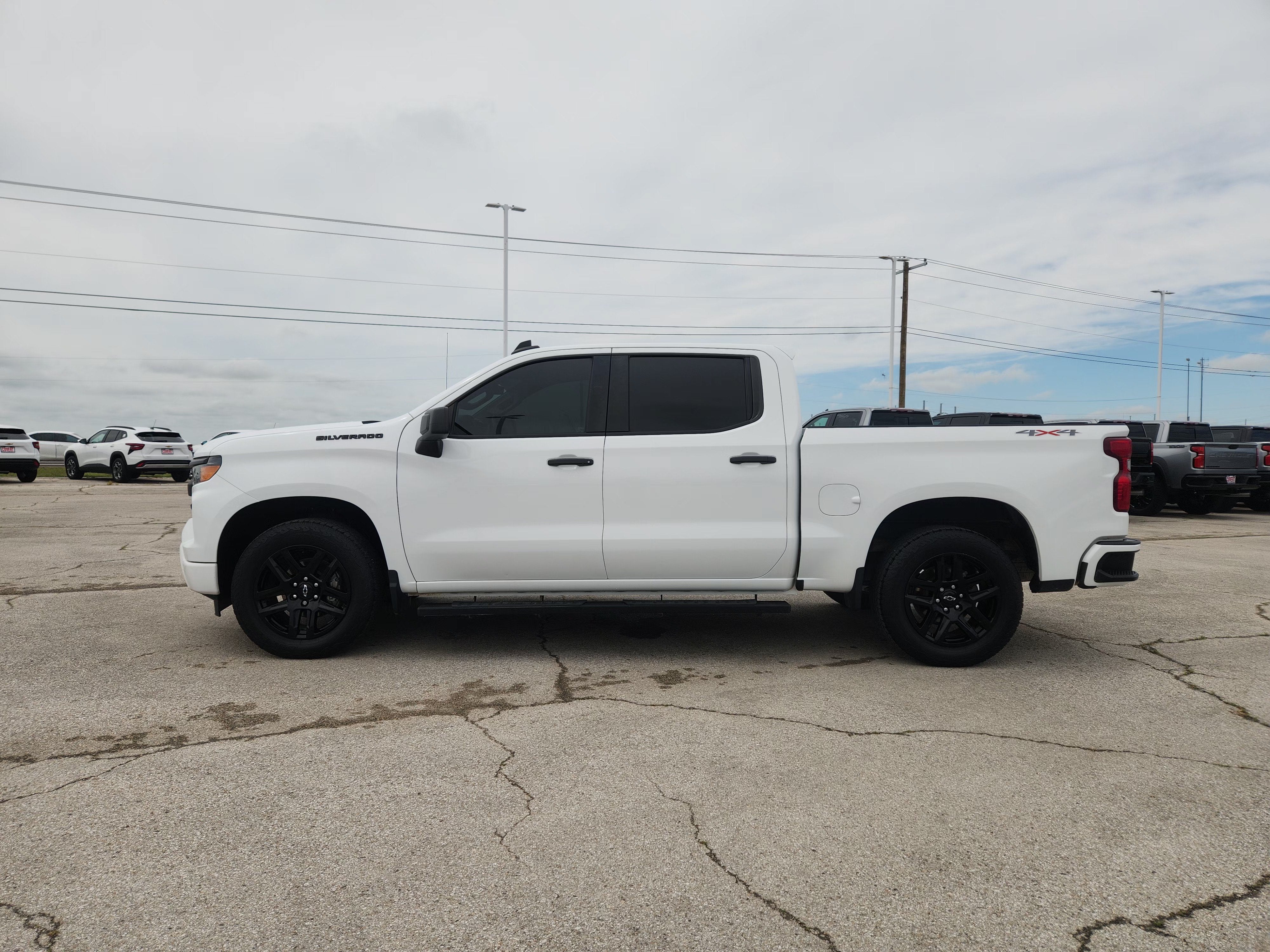 2023 Chevrolet Silverado 1500 Custom