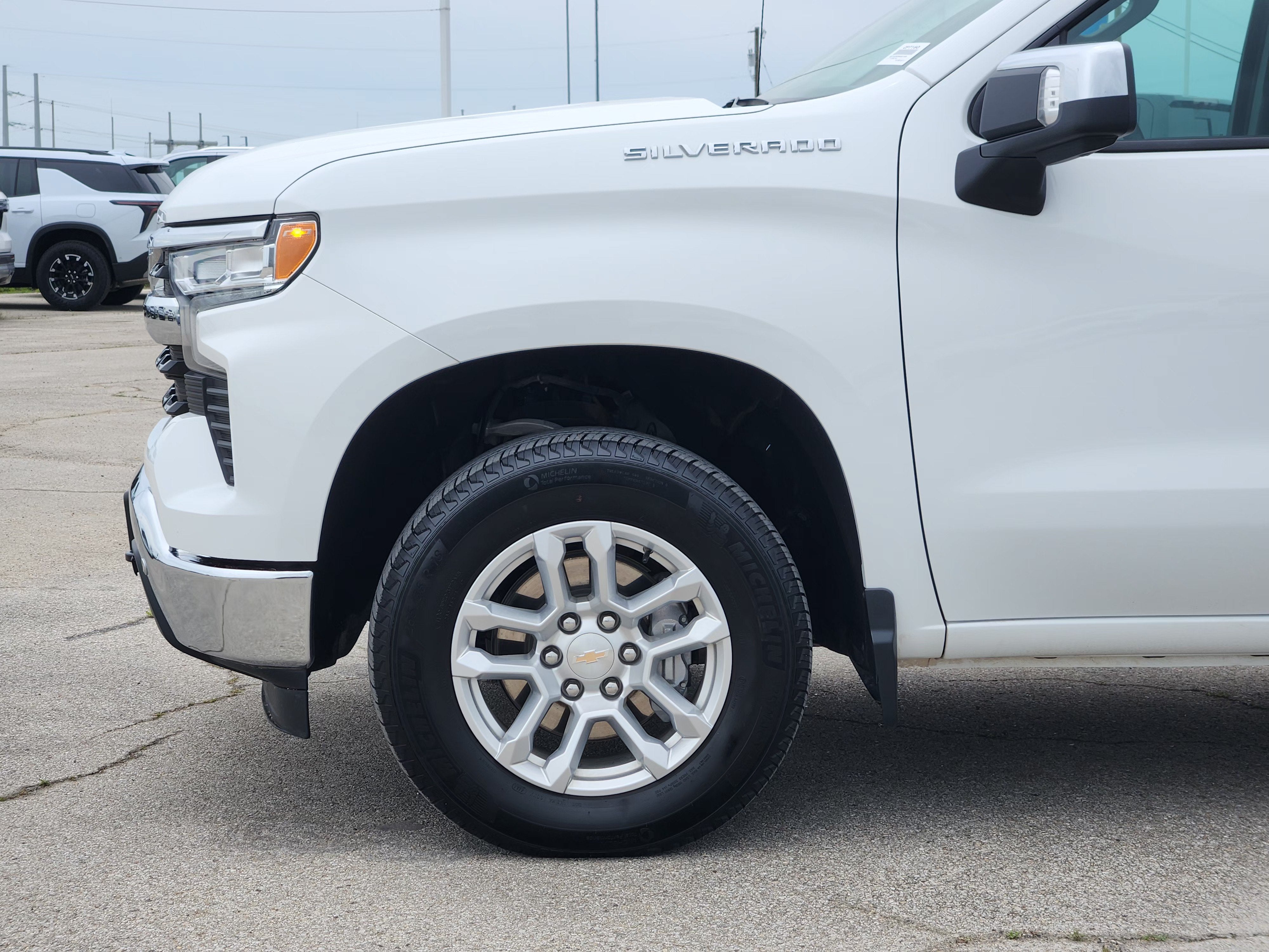 2025 Chevrolet Silverado 1500 LT