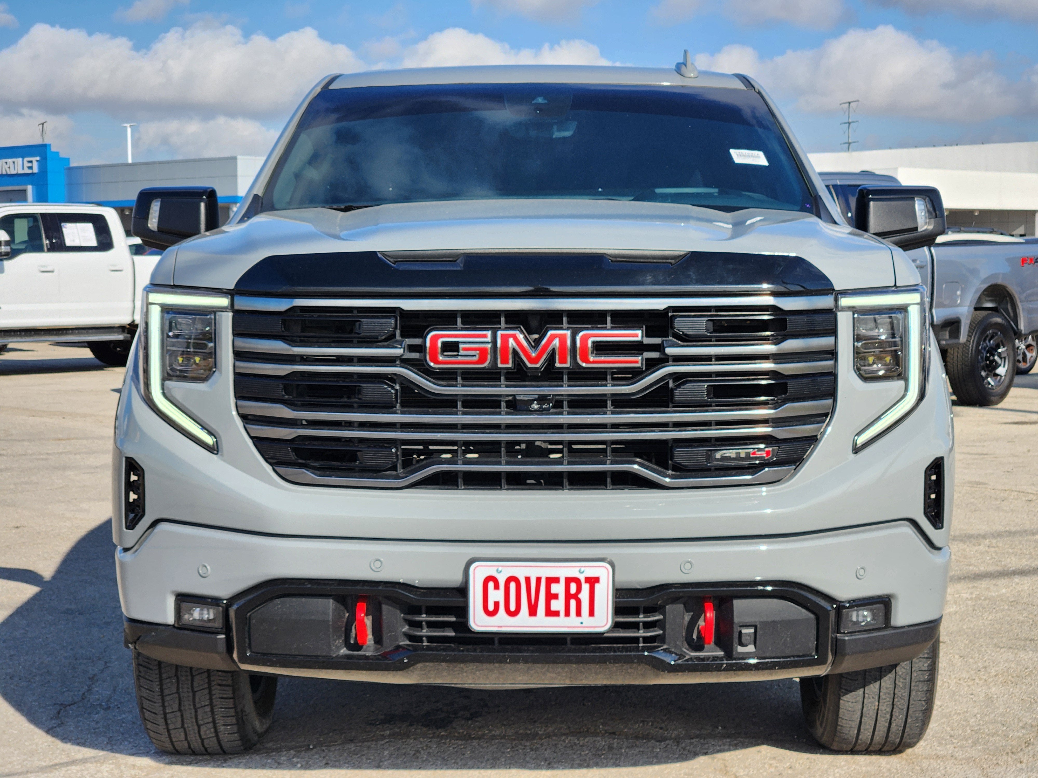 2025 GMC Sierra 1500 AT4