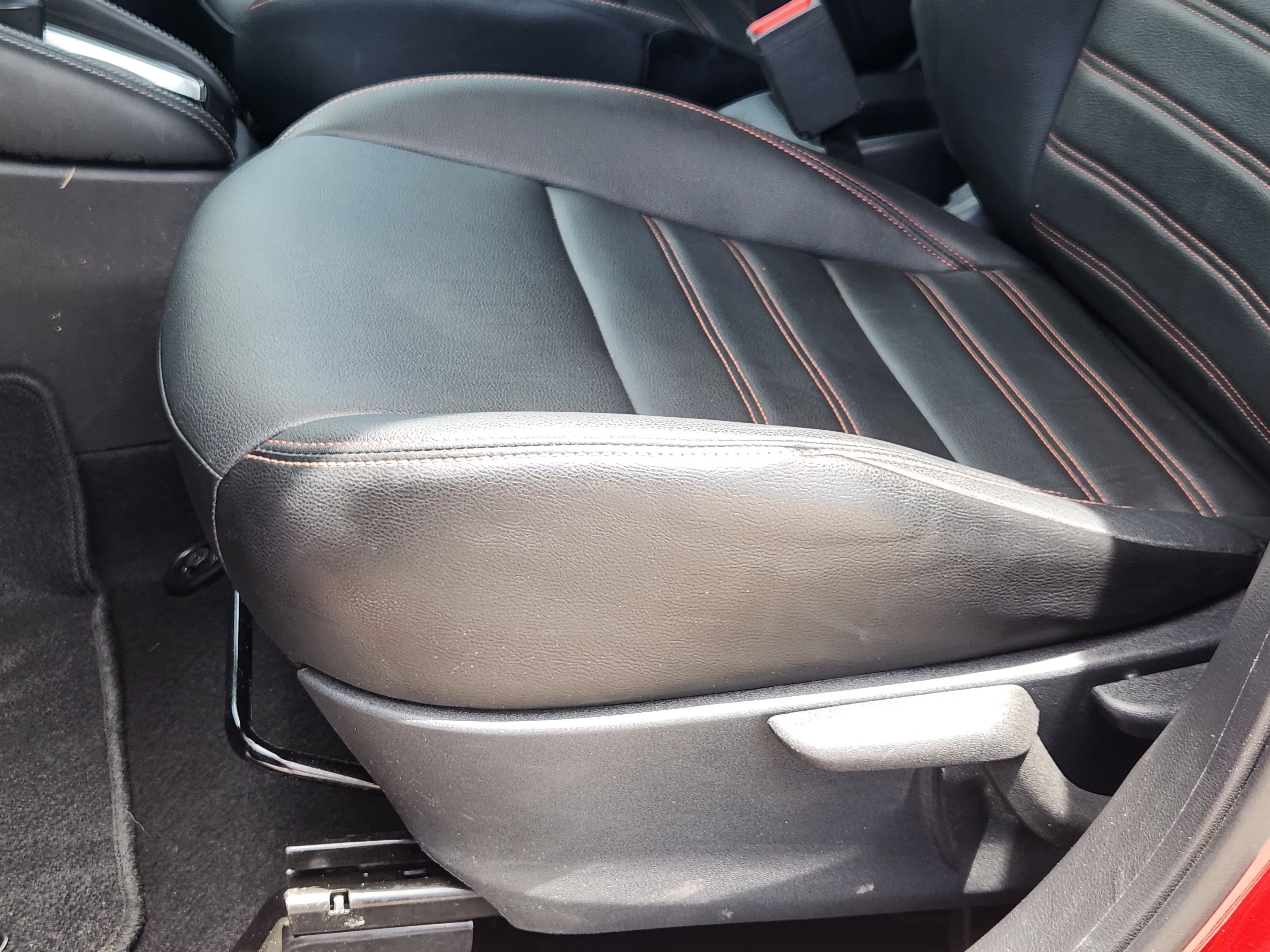 2018 Nissan Kicks SR