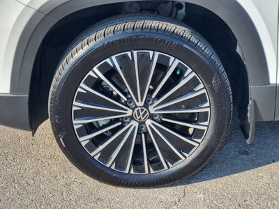 2025 Volkswagen Taos 1.5T SE