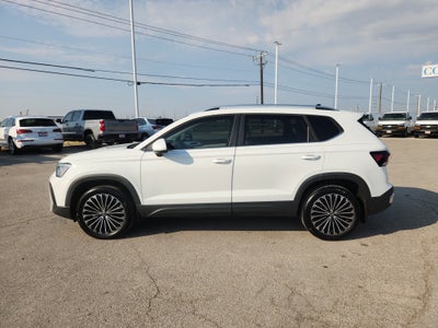 2025 Volkswagen Taos 1.5T SE