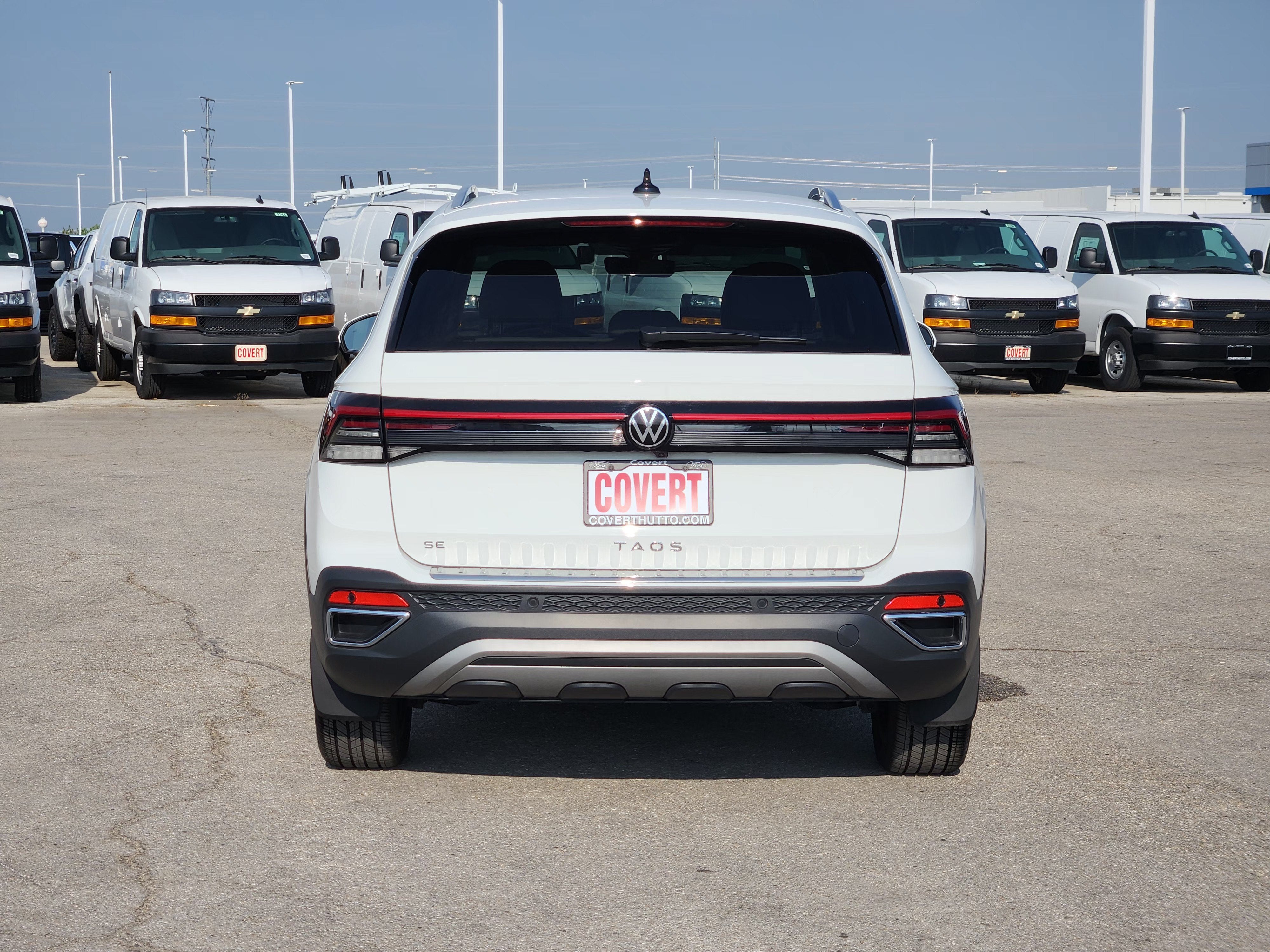2025 Volkswagen Taos 1.5T SE