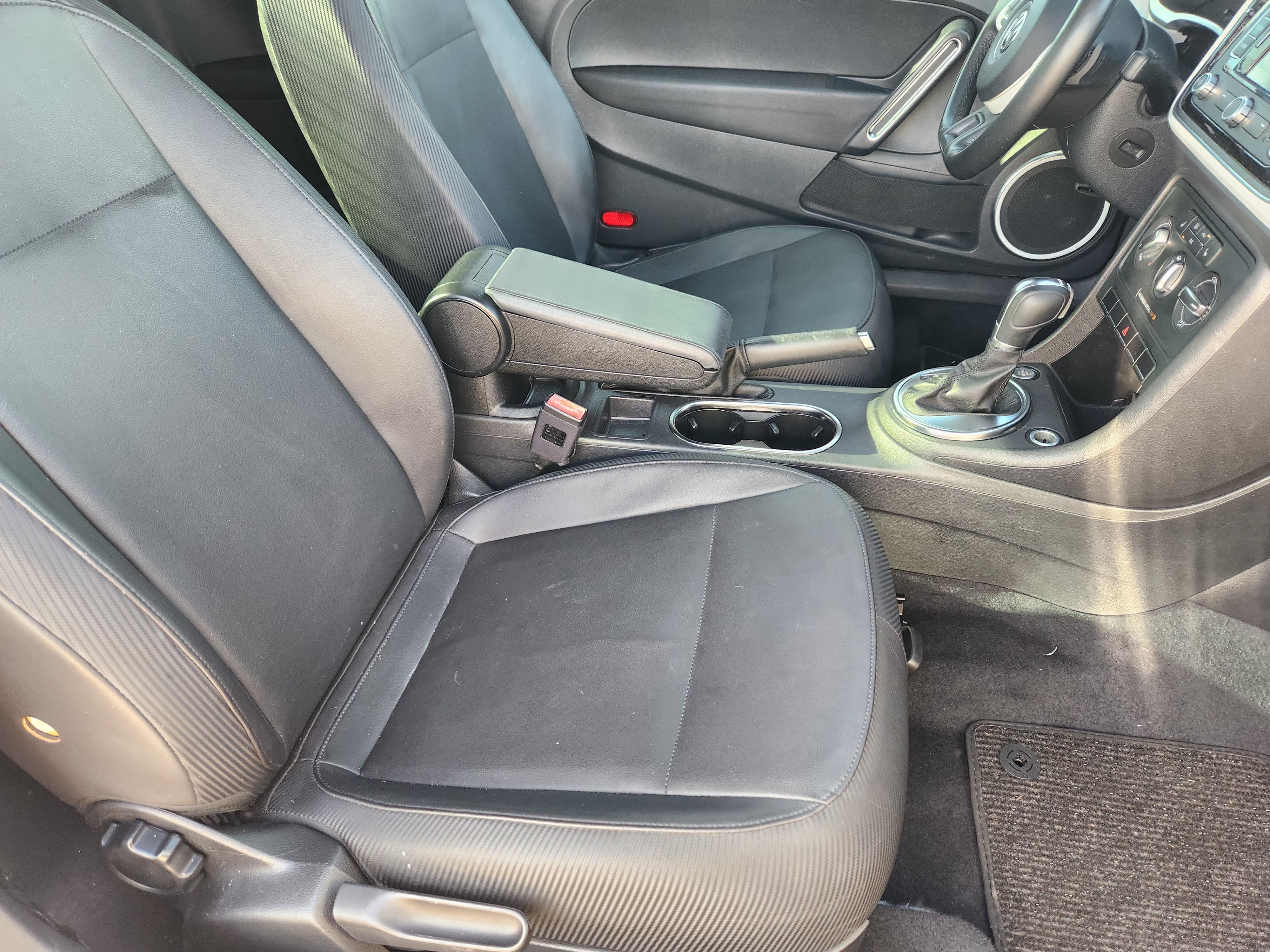 2013 Volkswagen Beetle 2.0L TDI