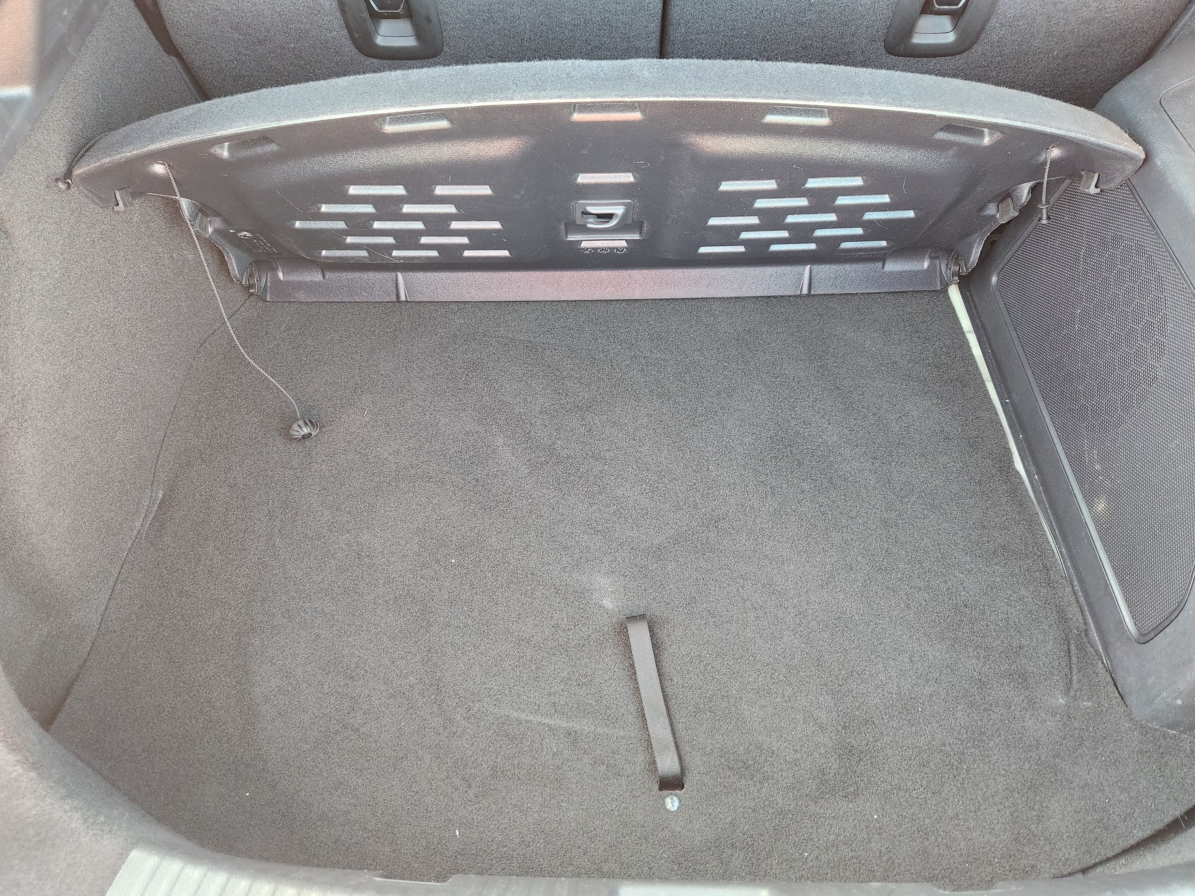 2013 Volkswagen Beetle 2.0L TDI
