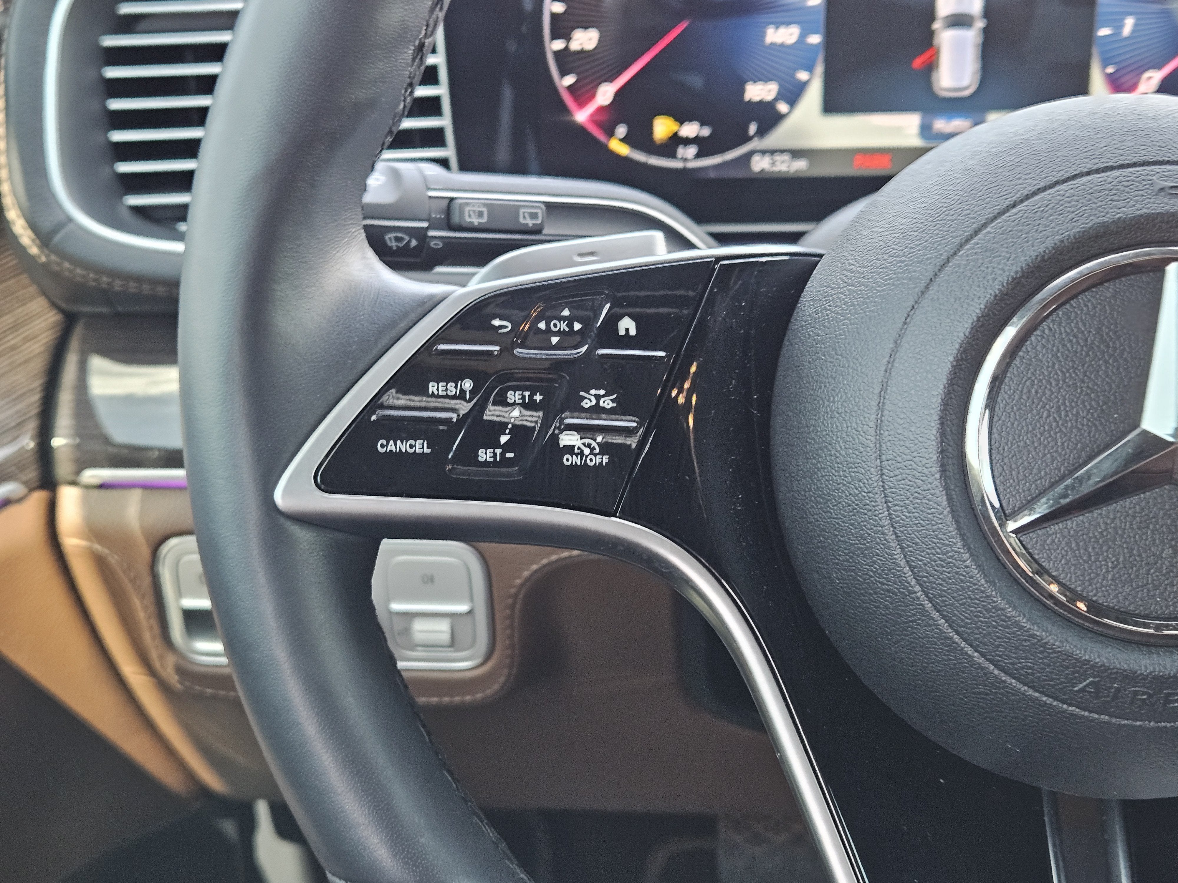 2025 Mercedes-Benz GLE 350 4MATIC®