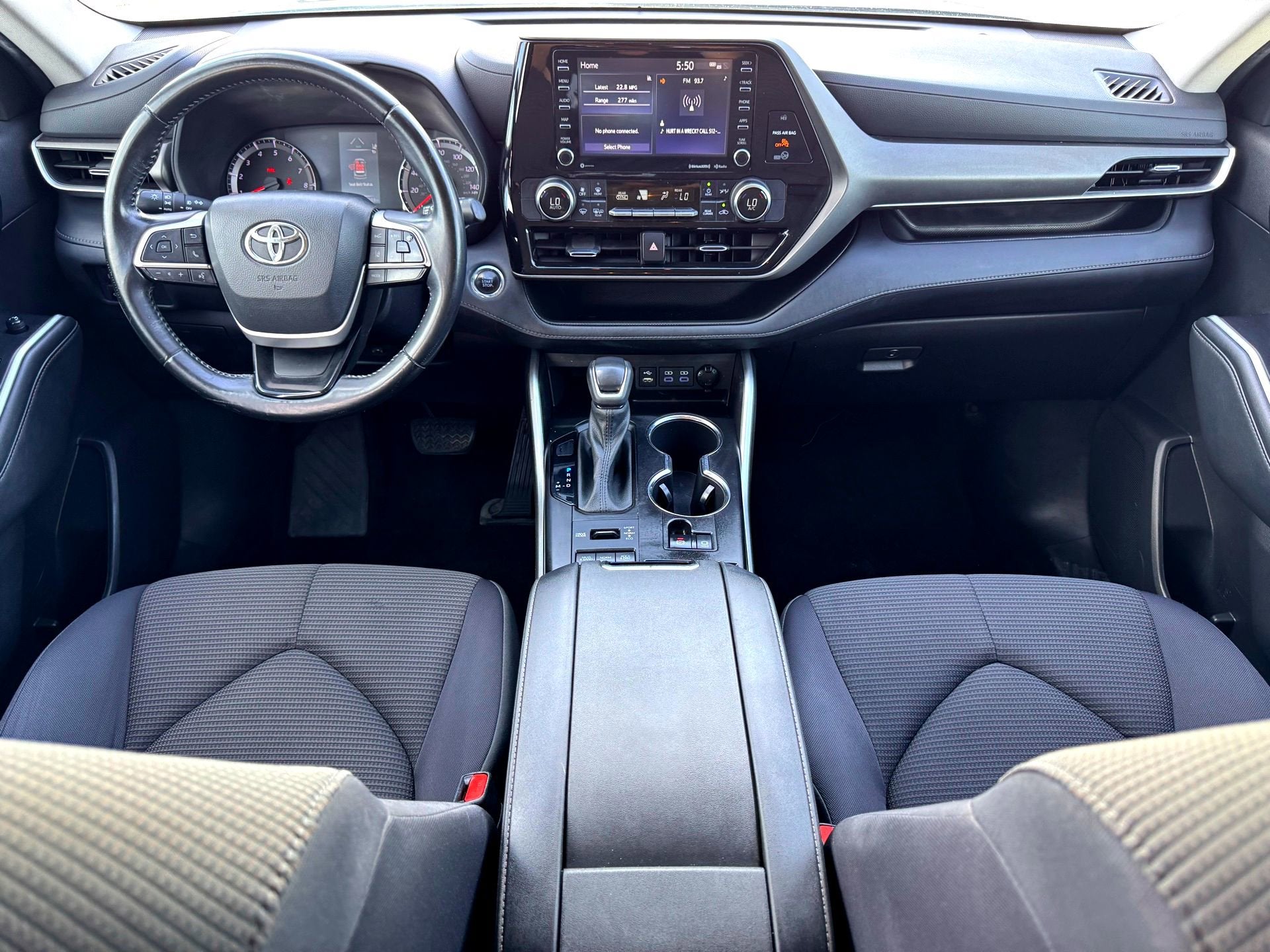 2022 Toyota Highlander LE
