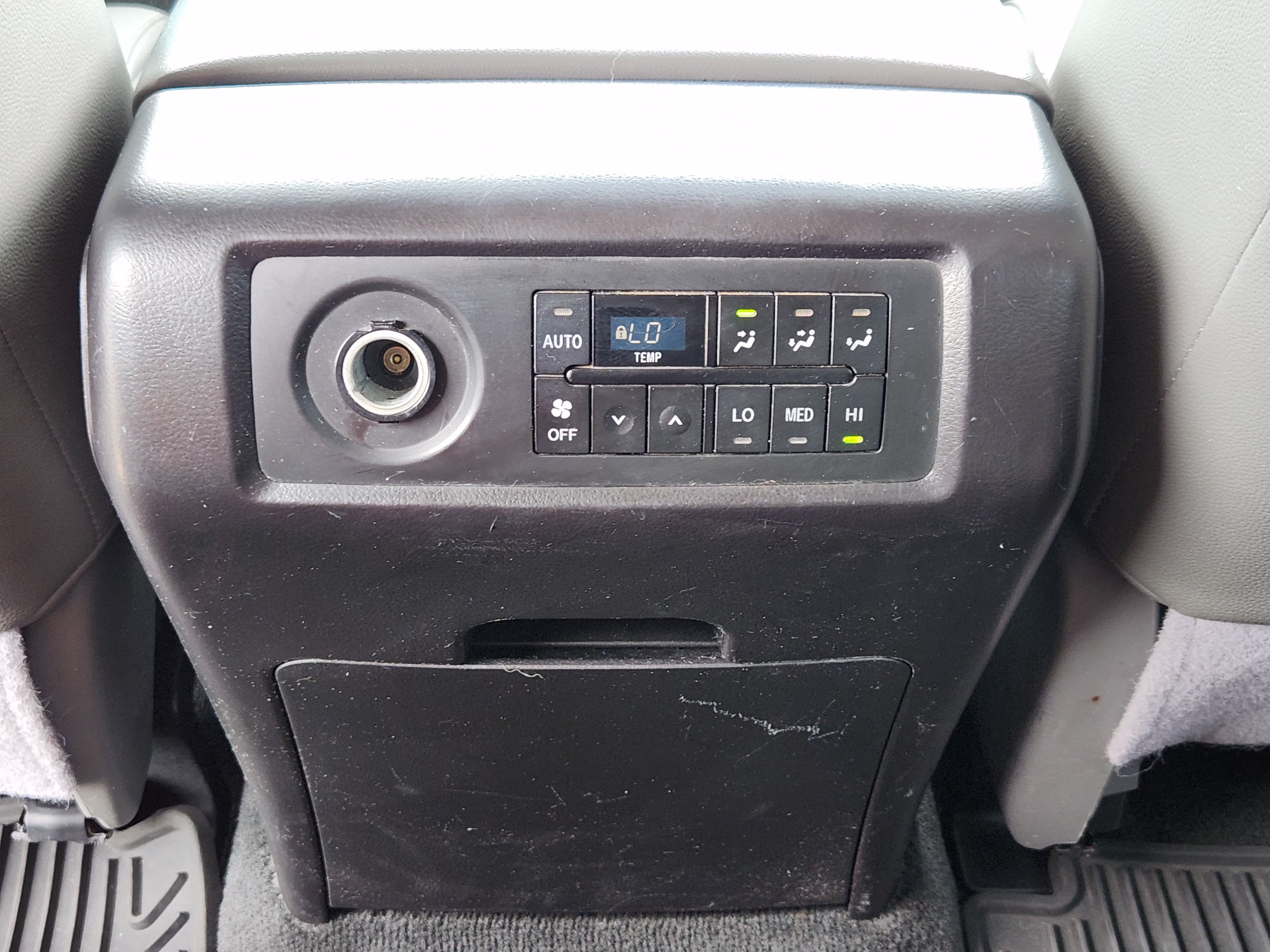 2018 Toyota Sequoia SR5