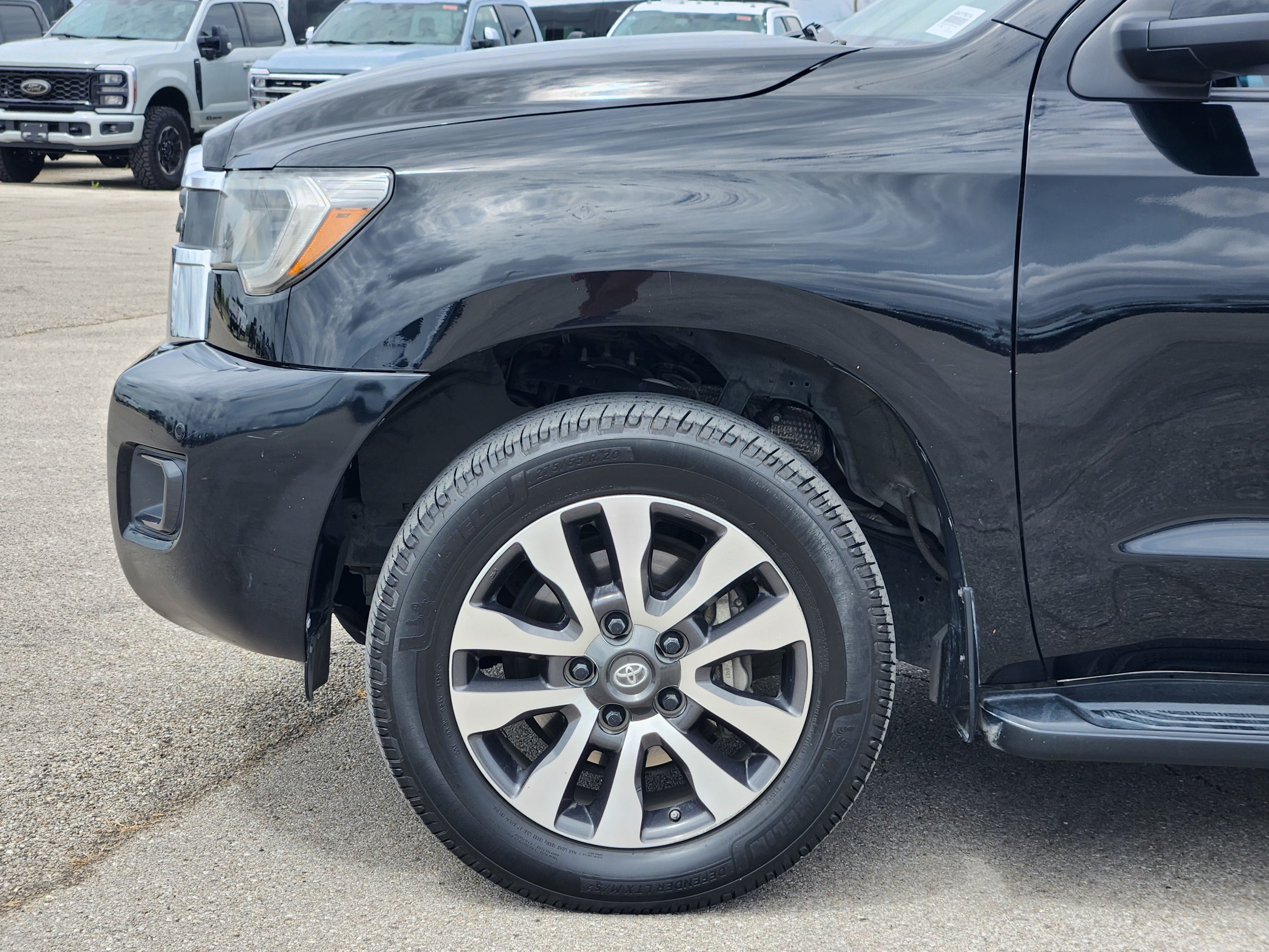 2018 Toyota Sequoia SR5