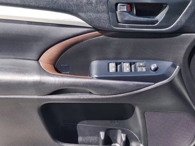 2018 Toyota Highlander LE Plus