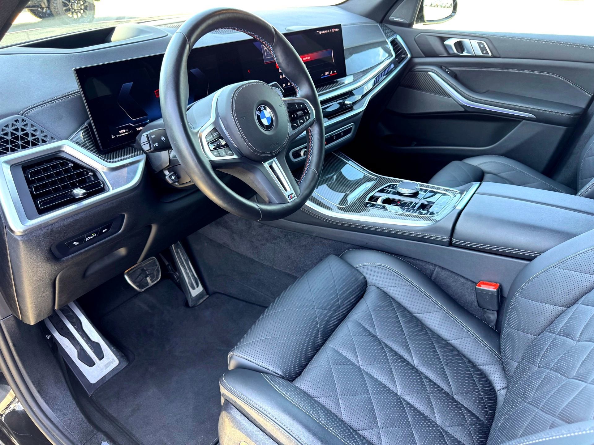 2026 BMW X5 M60i