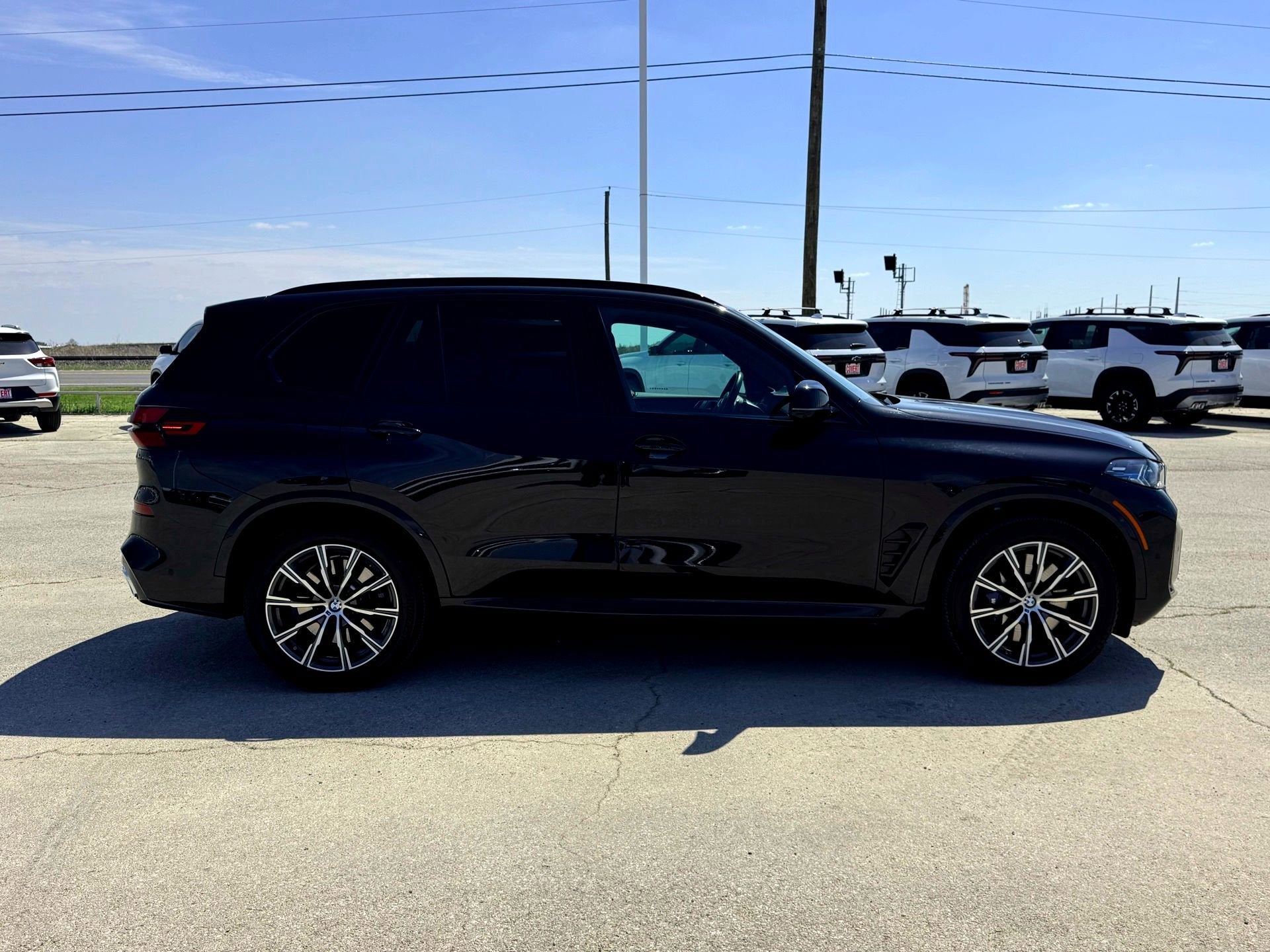 2026 BMW X5 M60i