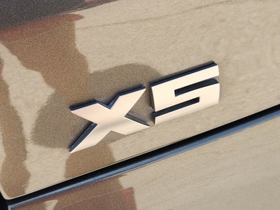 2022 BMW X5 M50i