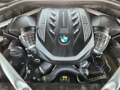 2022 BMW X5 M50i