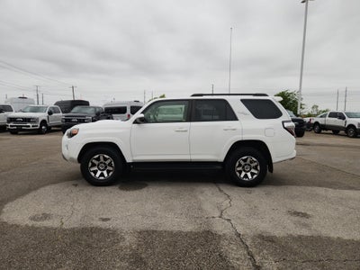 2022 Toyota 4Runner TRD Off Road