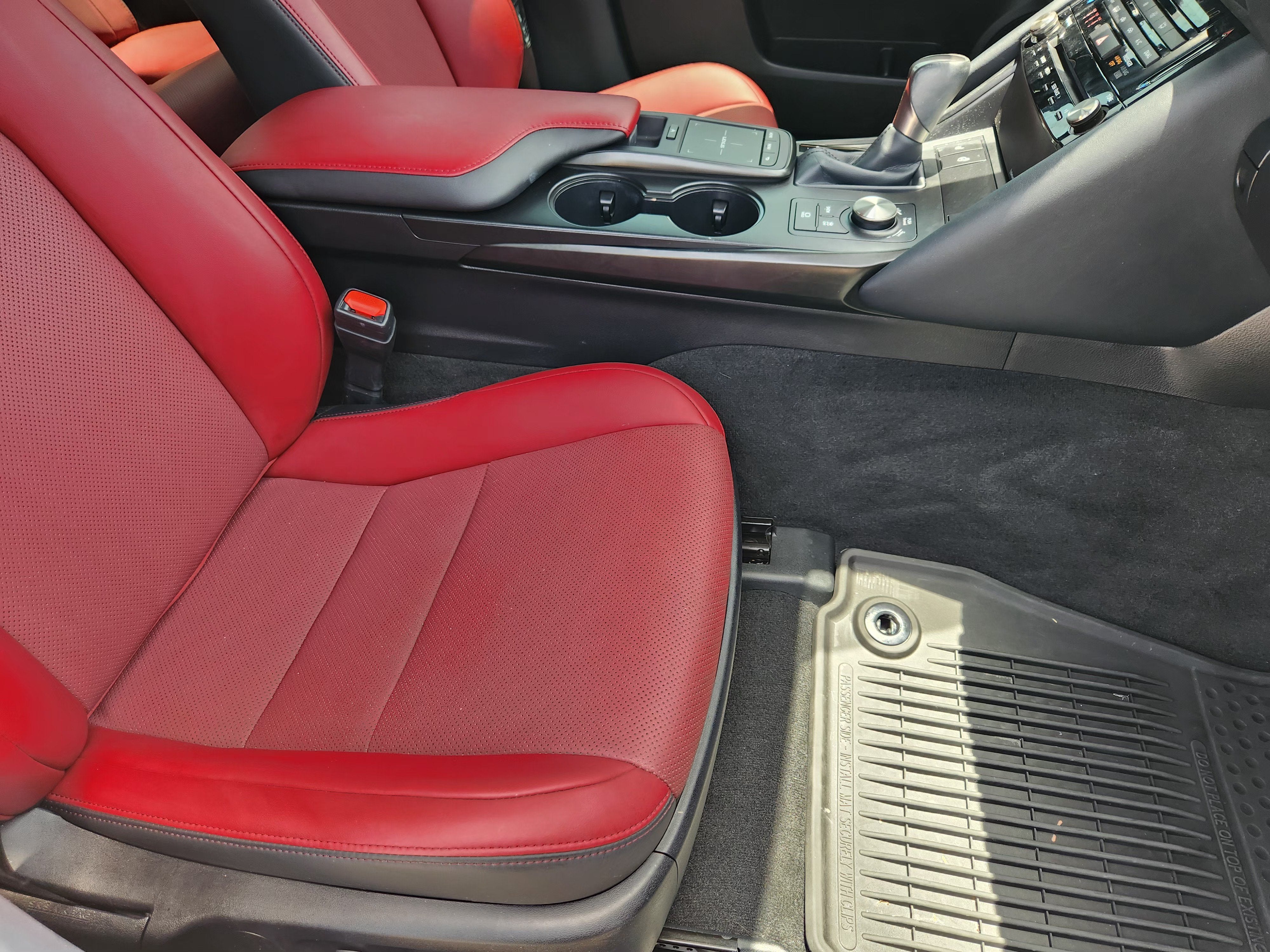2025 Lexus IS 350 F SPORT Design