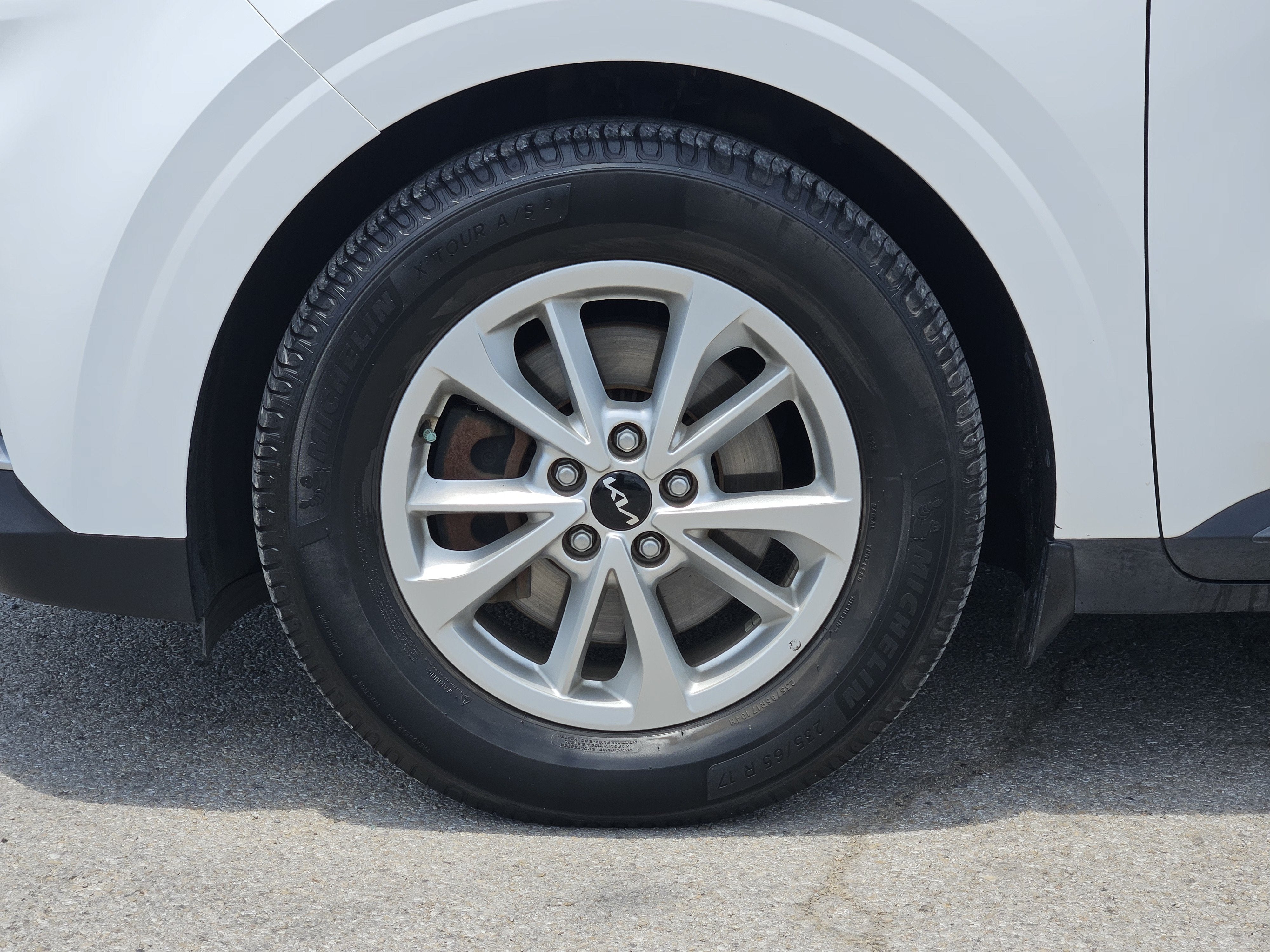 2022 Kia Carnival LX