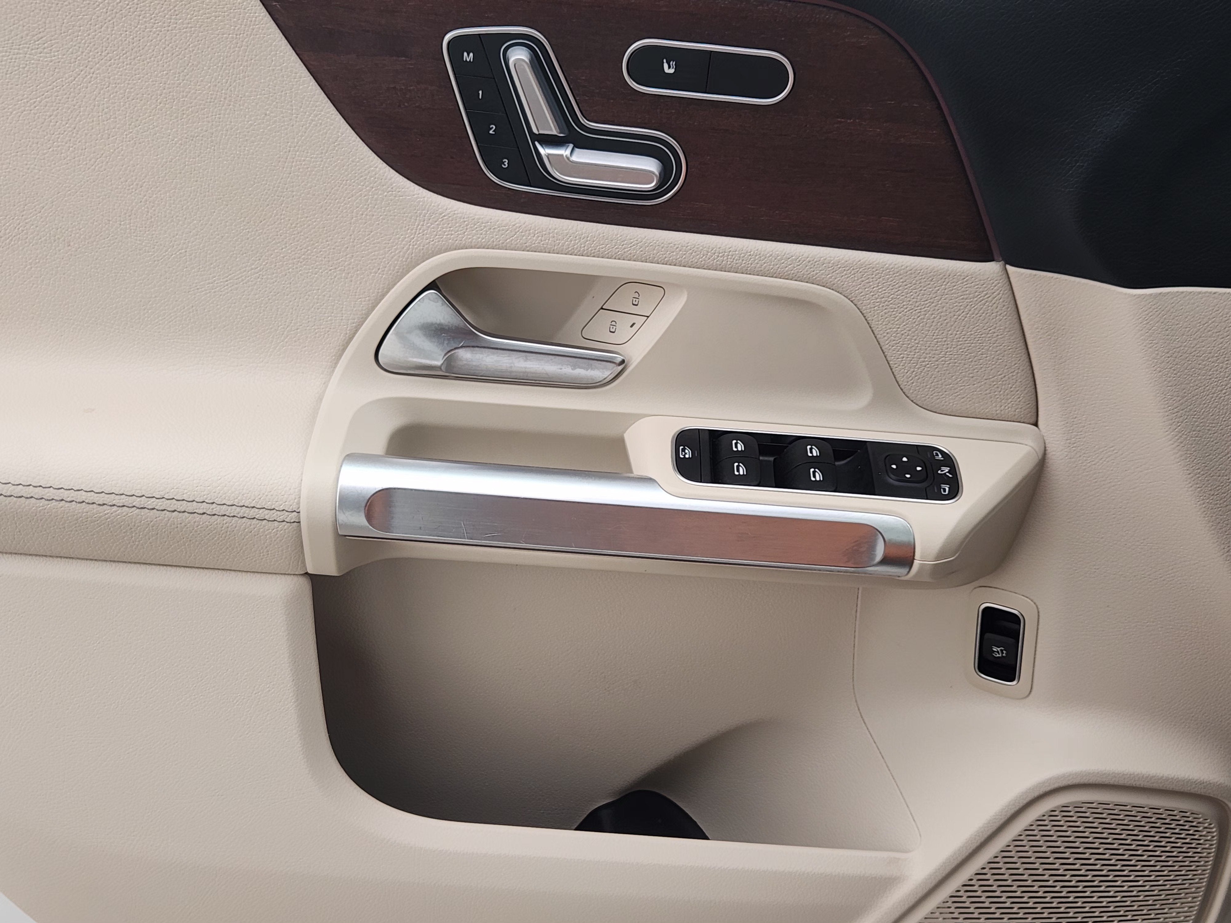 2023 Mercedes-Benz GLB 250 GLB 250