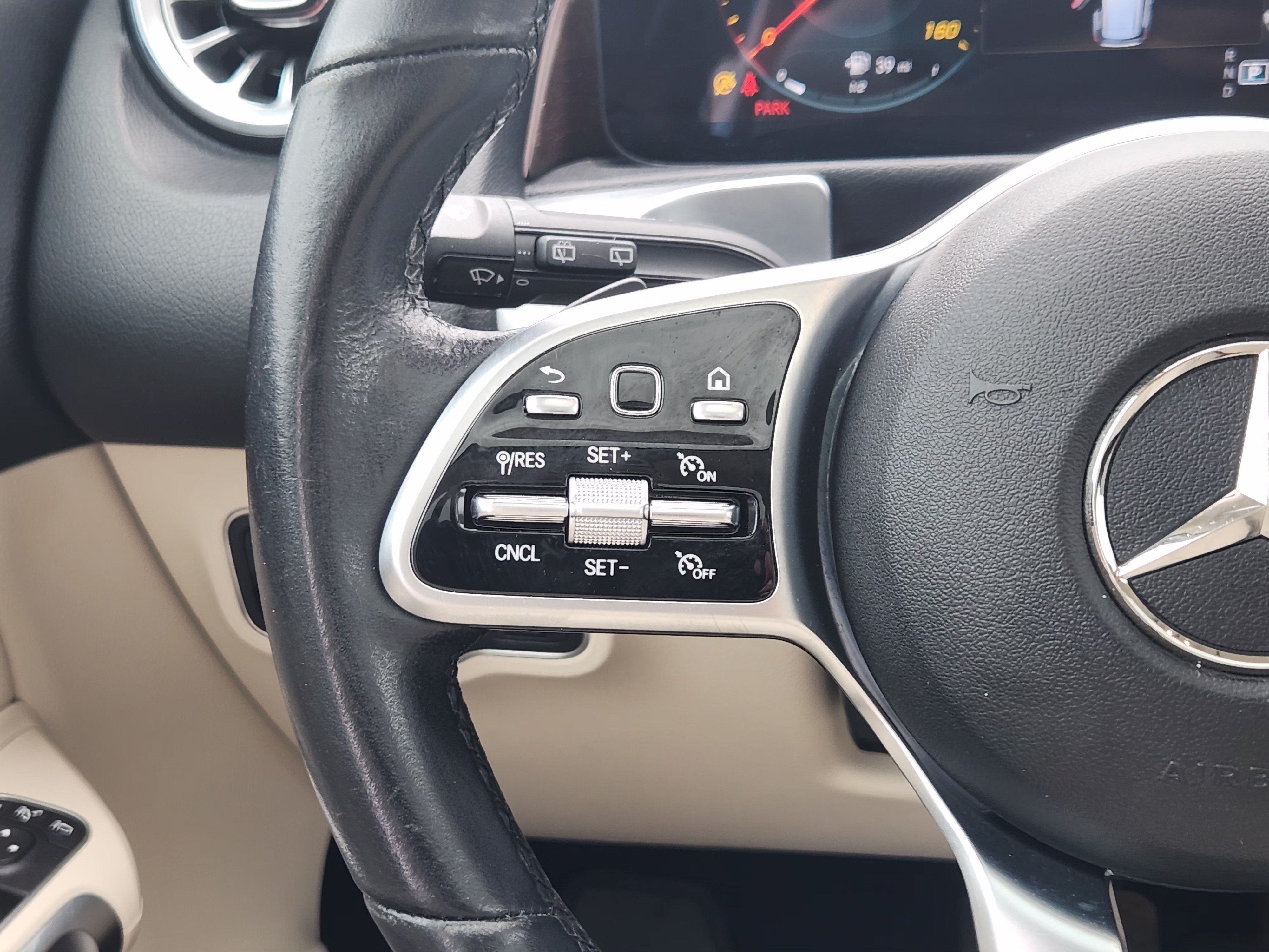 2023 Mercedes-Benz GLB 250 GLB 250