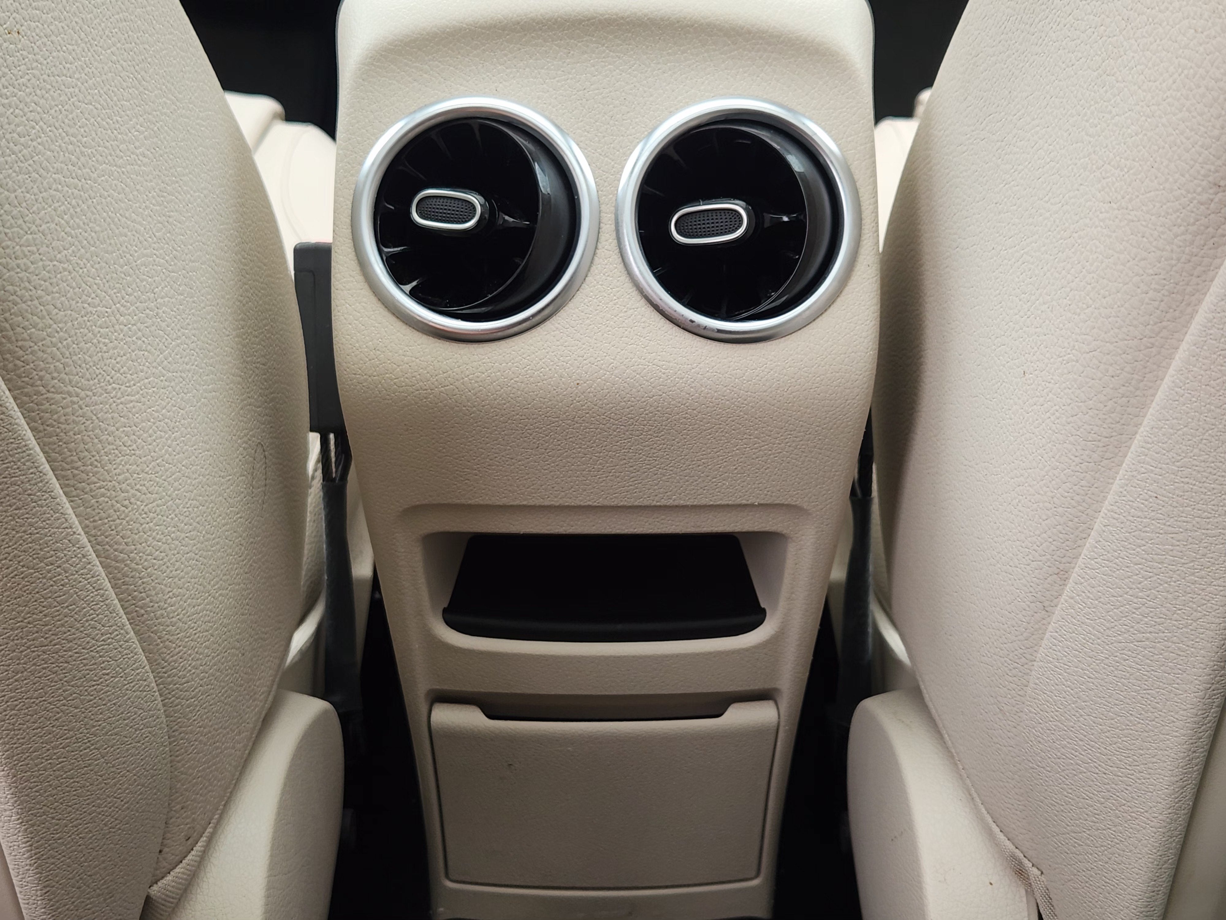 2023 Mercedes-Benz GLB 250 GLB 250