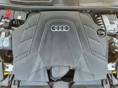 2019 Audi Q8 Premium Plus