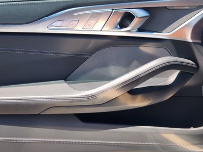 2025 BMW 8 Series 840i