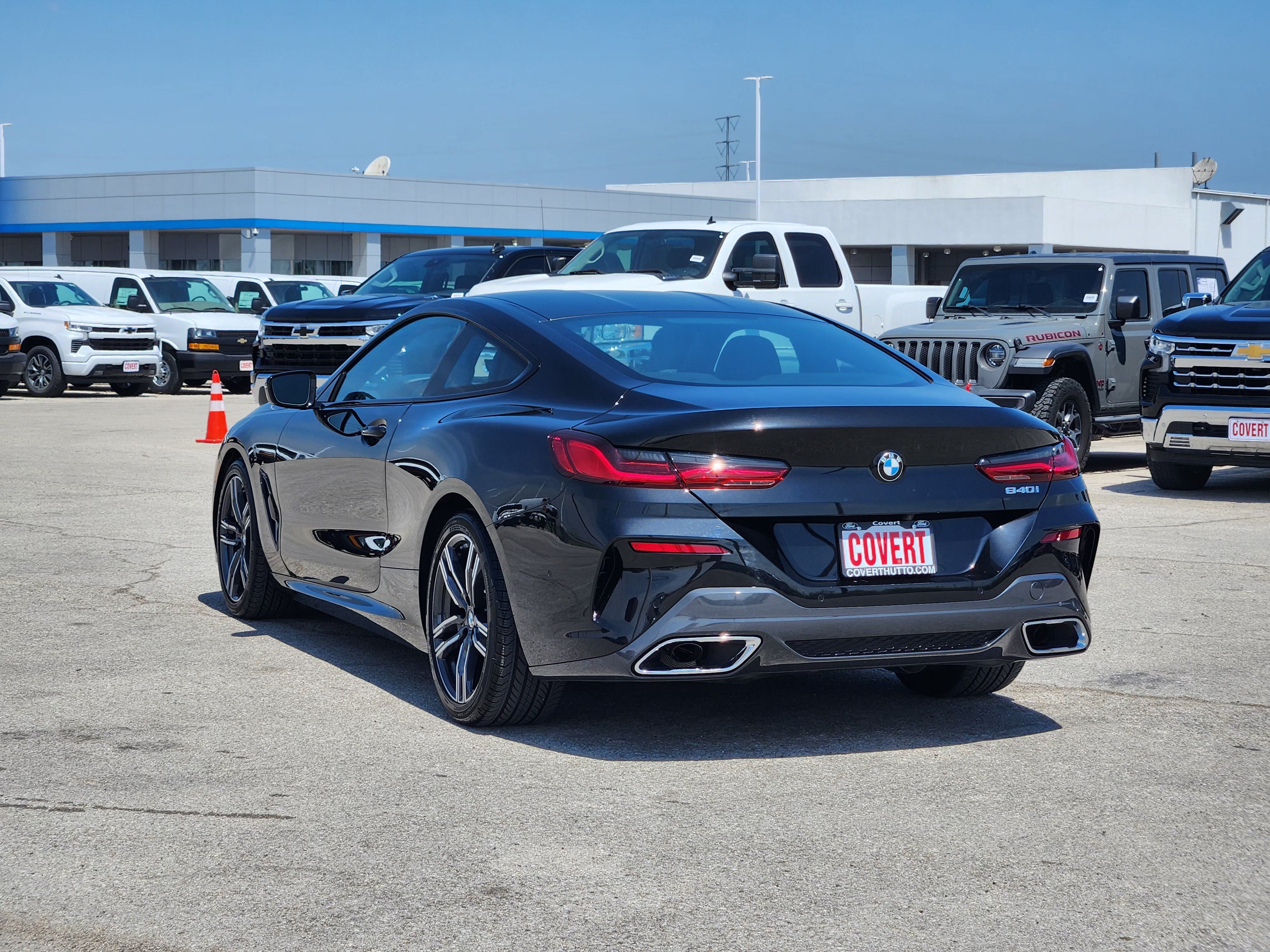 2025 BMW 8 Series 840i