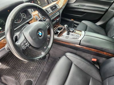 2015 BMW 750Li 750Li