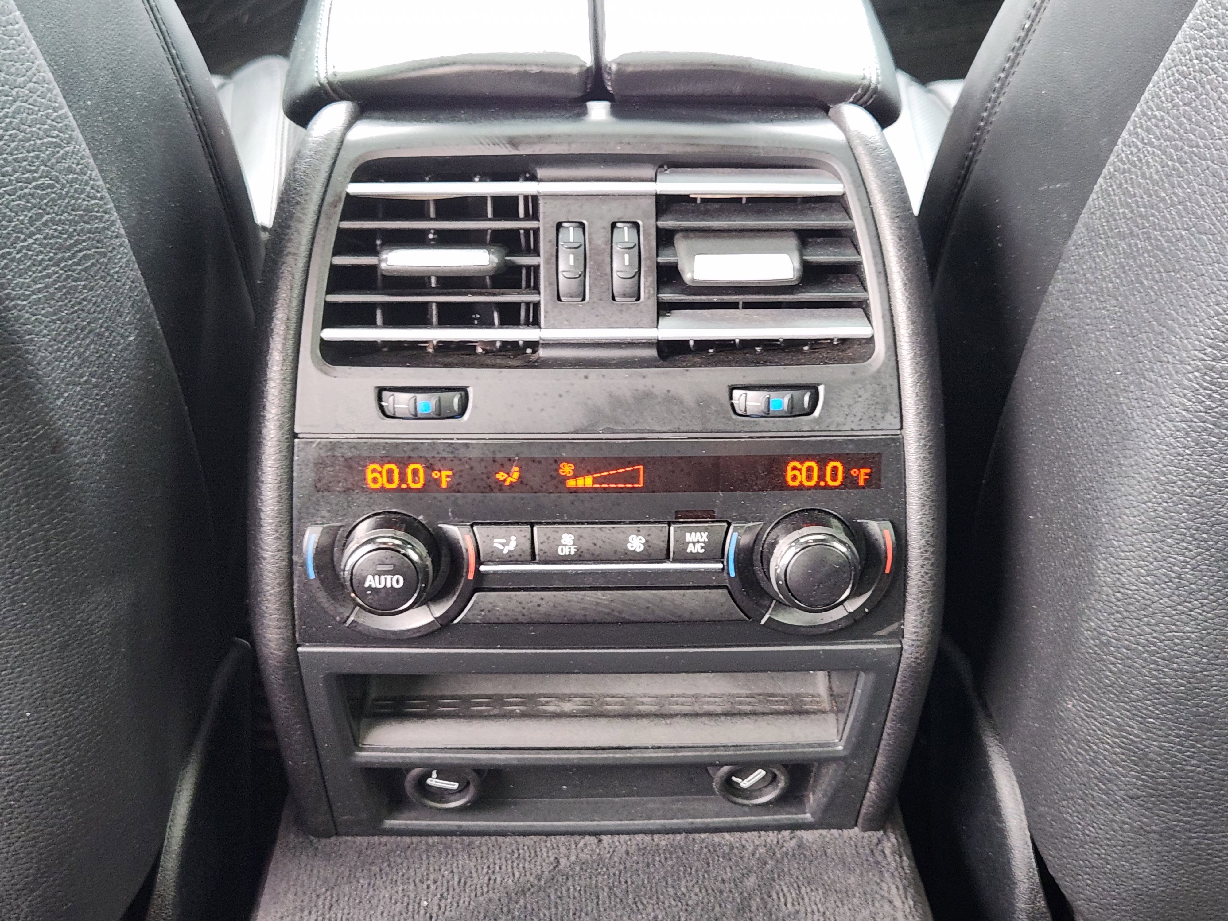 2015 BMW 750Li 750Li