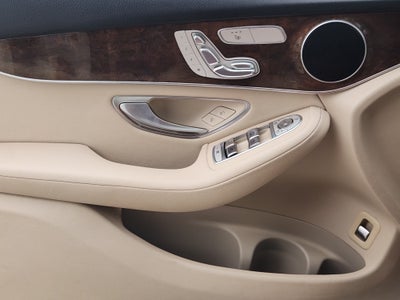 2019 Mercedes-Benz GLC 300 GLC 300