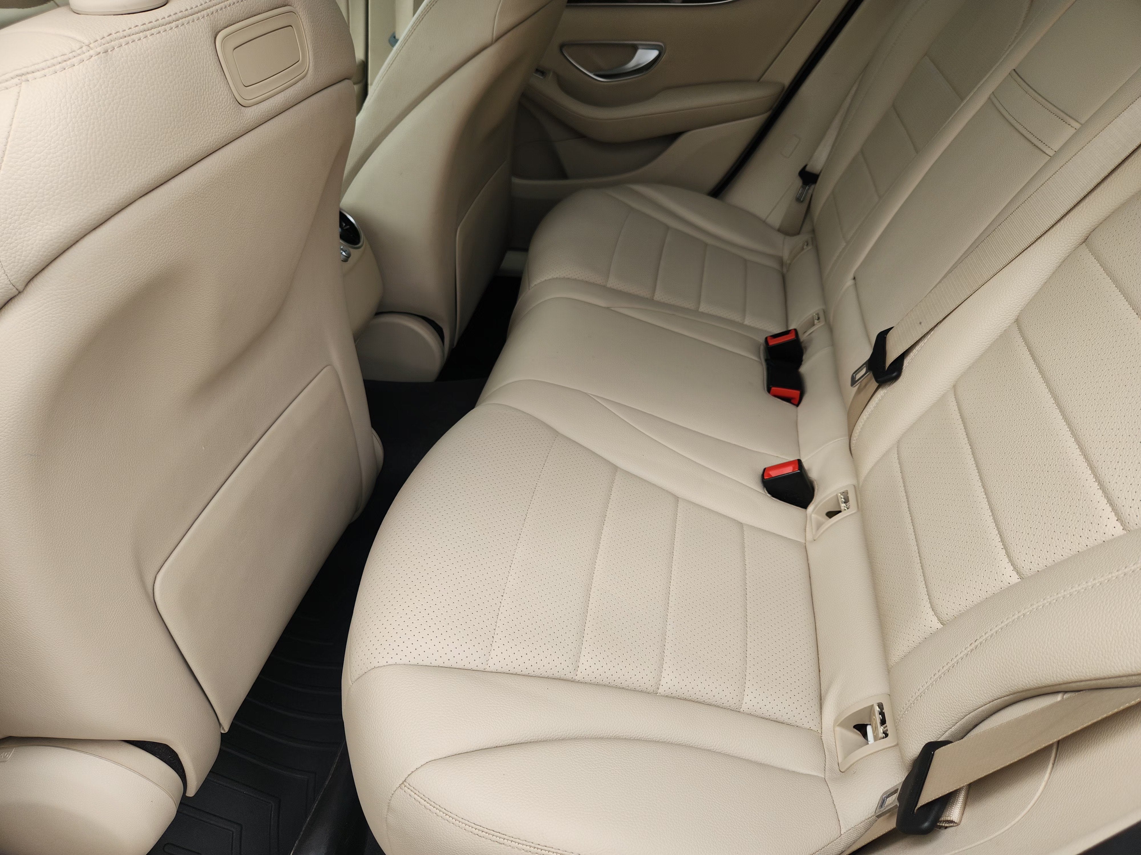 2019 Mercedes-Benz GLC 300 GLC 300
