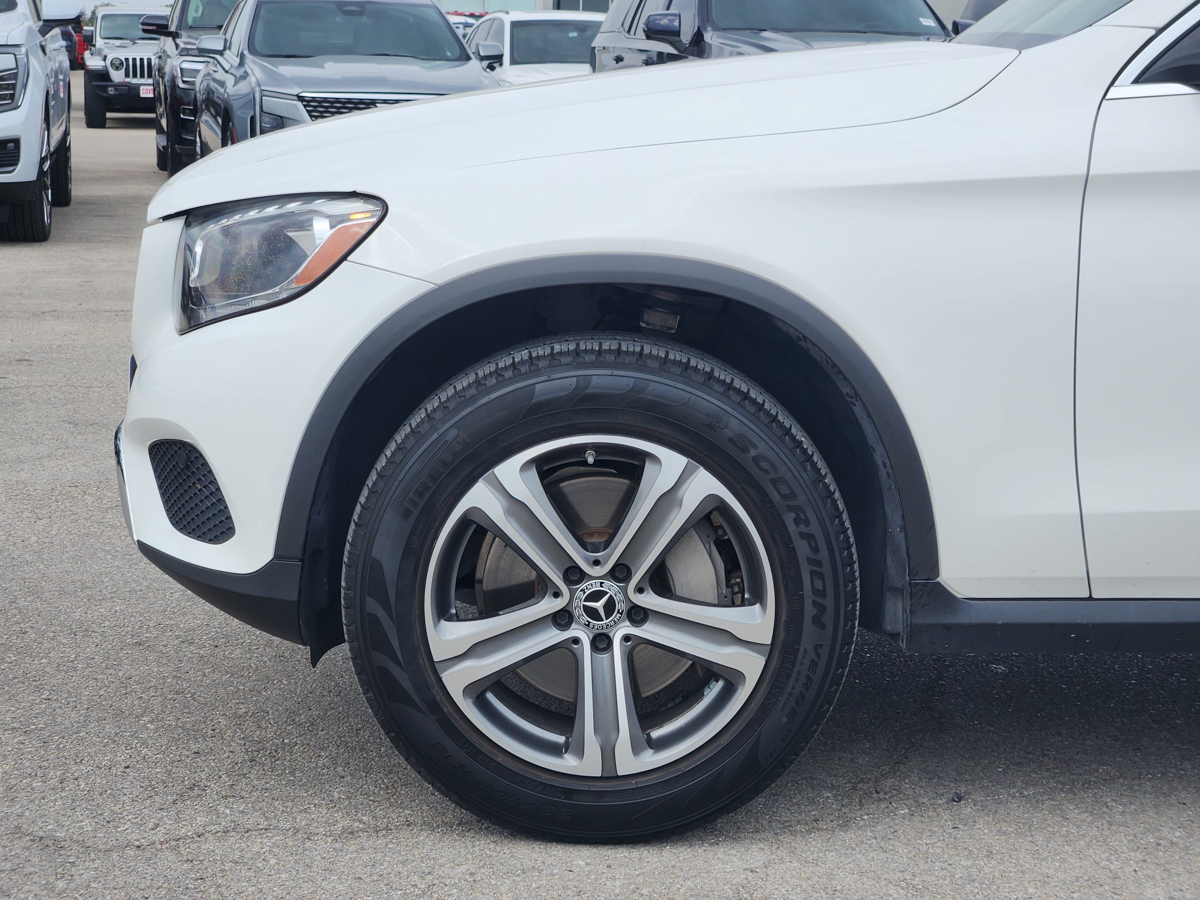 2019 Mercedes-Benz GLC 300 GLC 300